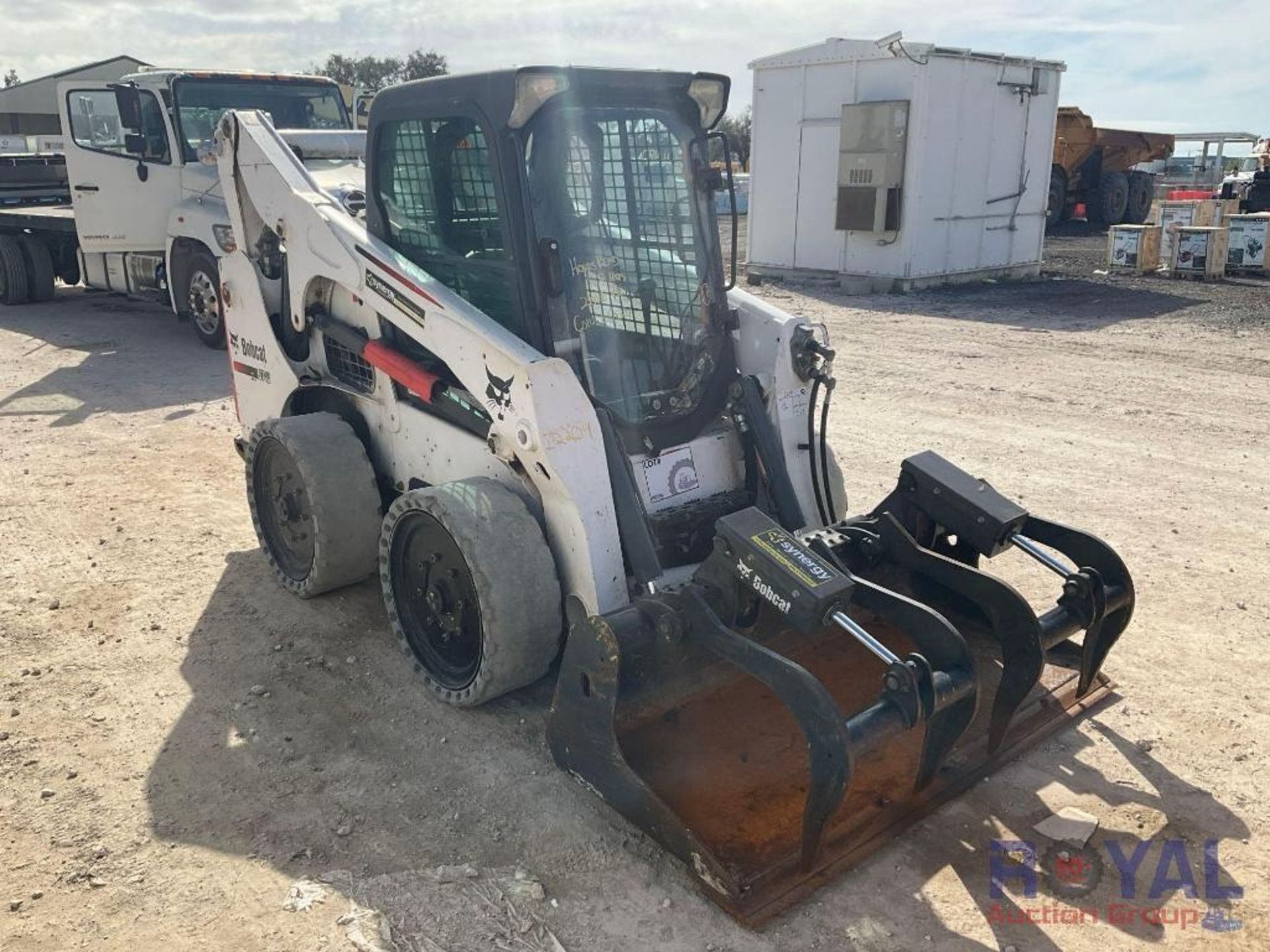 2016 Bobcat S740 Compact Wheel Loader Skid Steer - Image 2 of 31