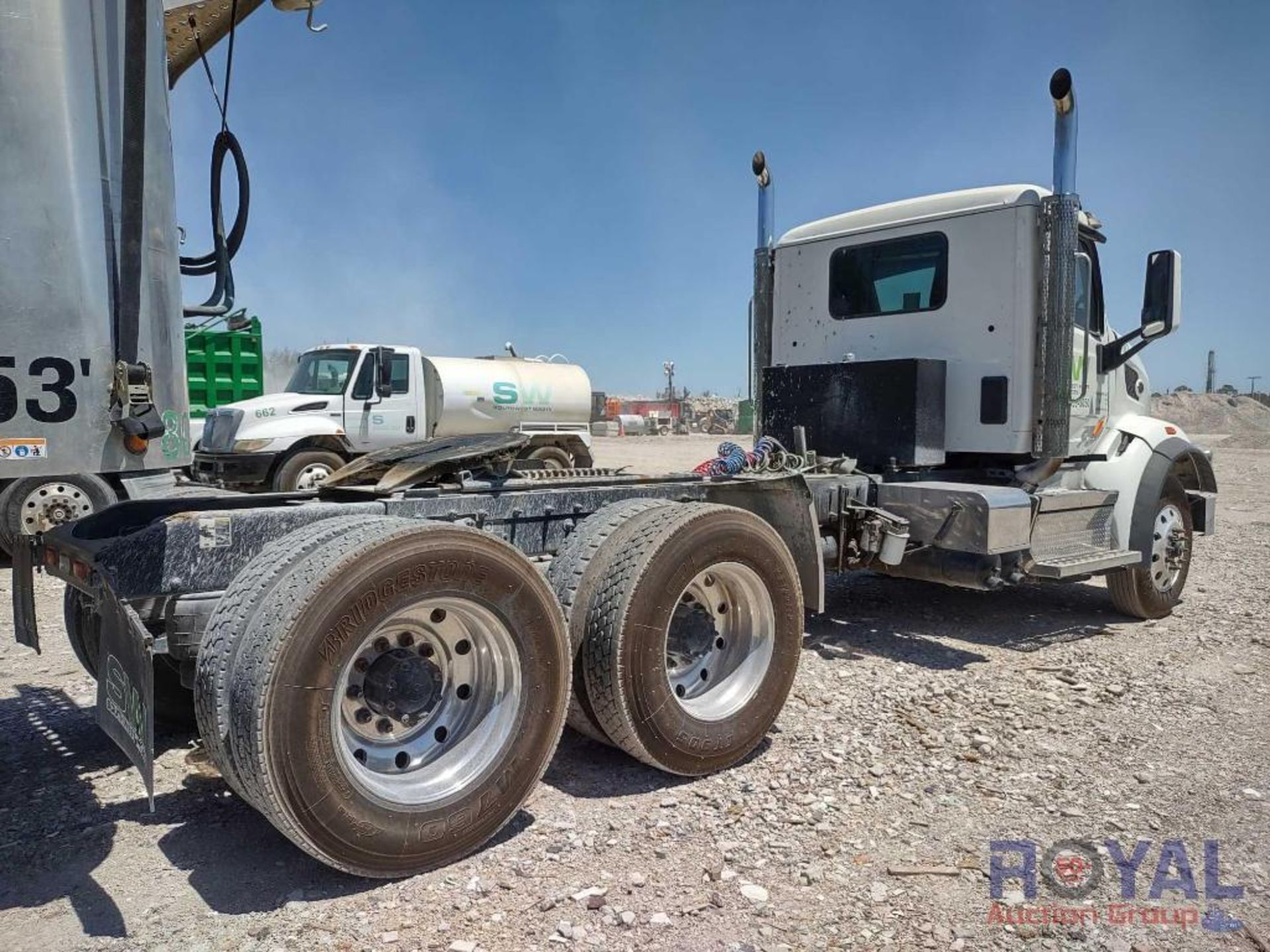 2022 Peterbuilt 567 T/A Day Cab Truck Tractor With Wet Kit - Image 3 of 56