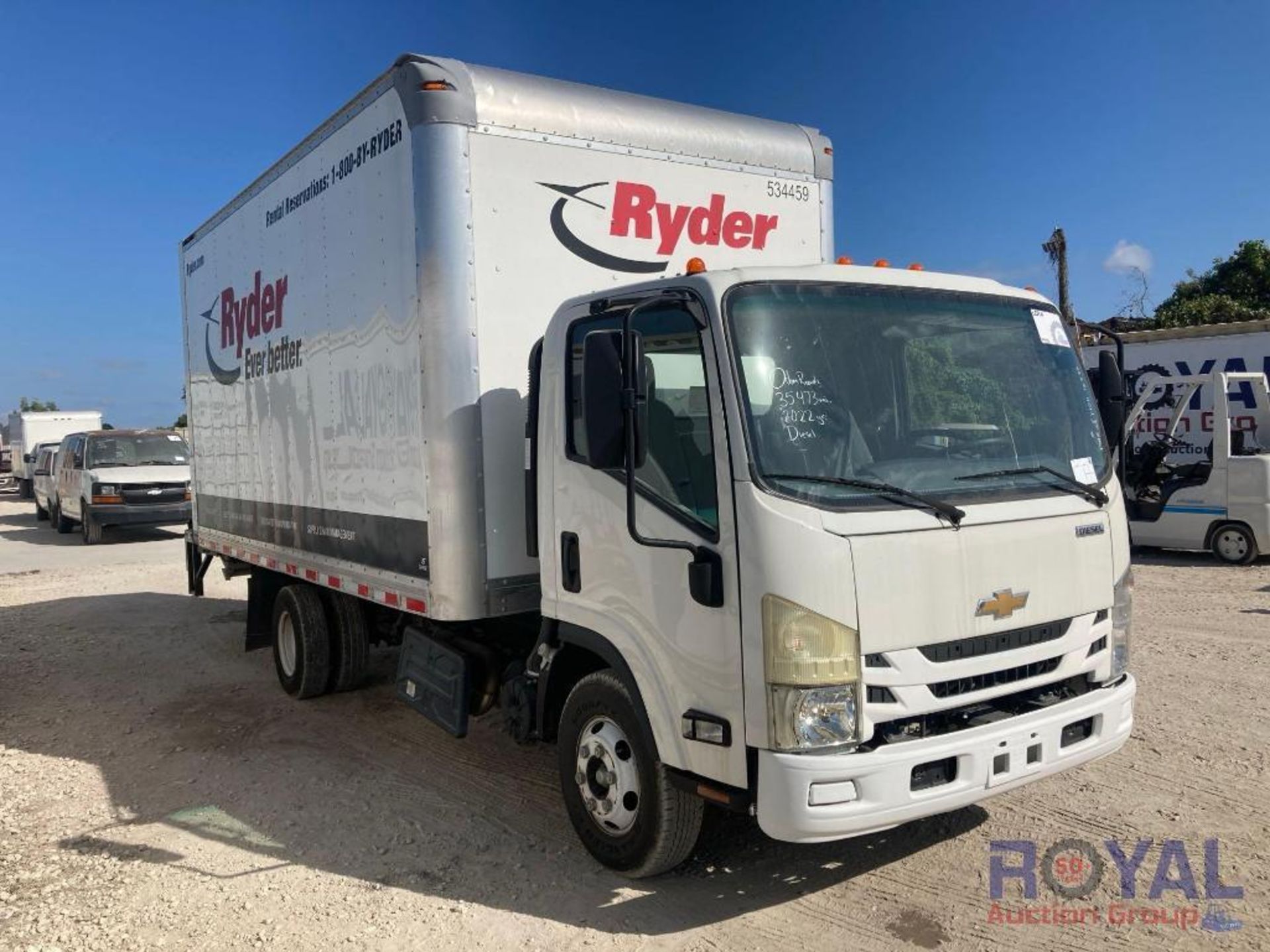 2022 Chevrolet 4500 16ft Box Truck - Image 2 of 38