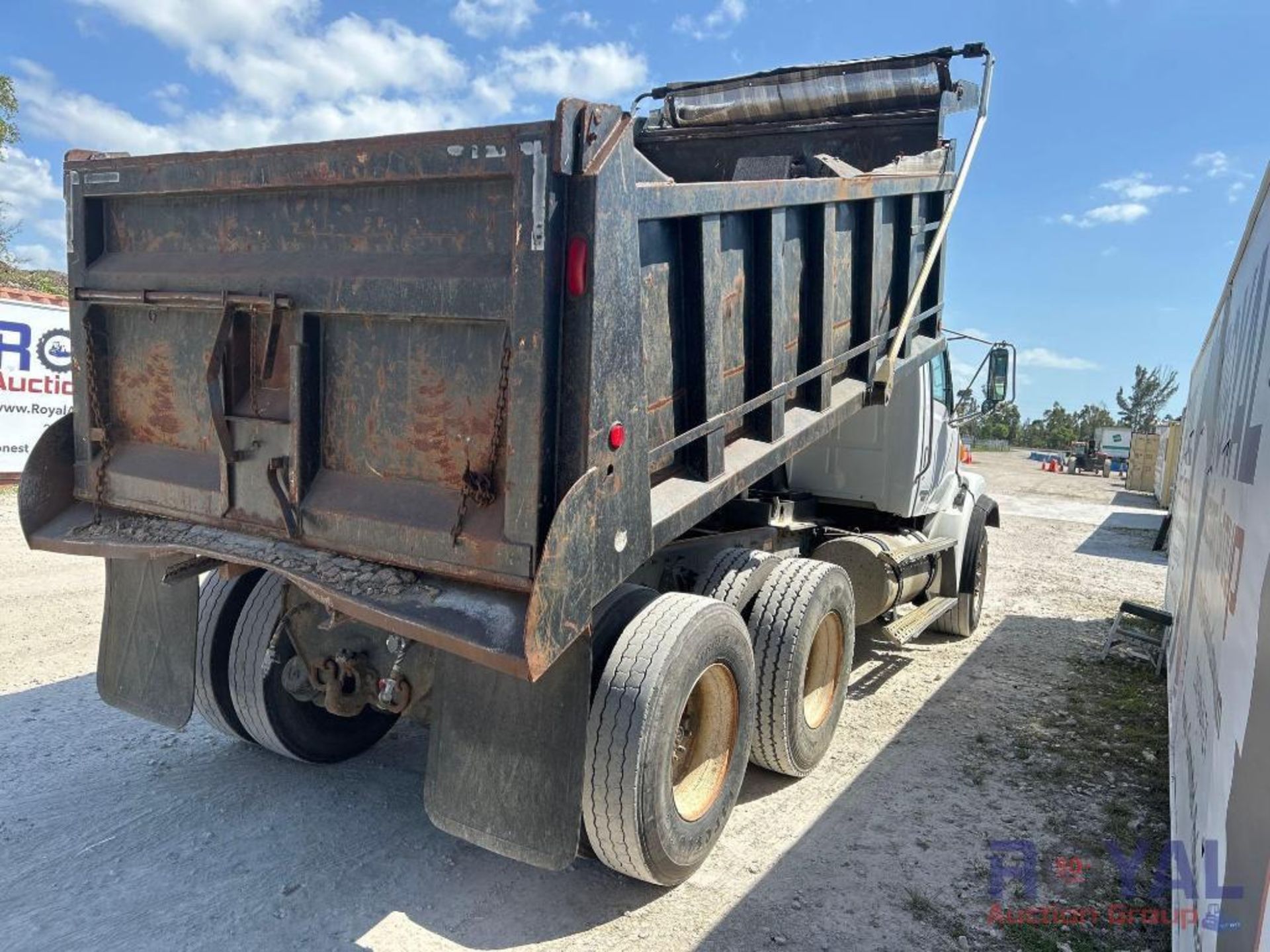 2007 Sterling L7500 T/A Dump Truck - Image 3 of 30