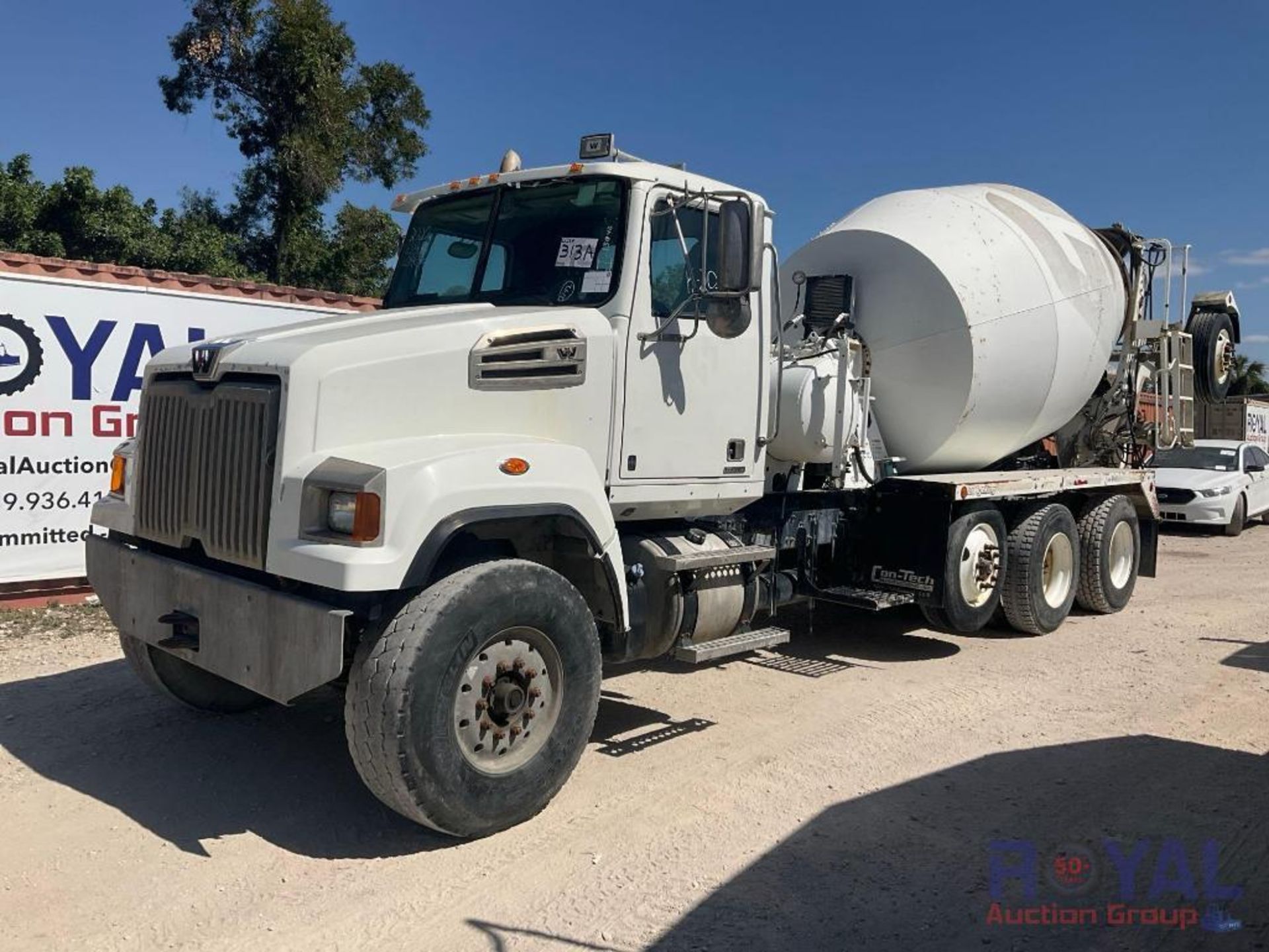 2020 Western Star 4700 Con-Tech Bridgeking 11 CuYd Tri-Axle Cement Mixer