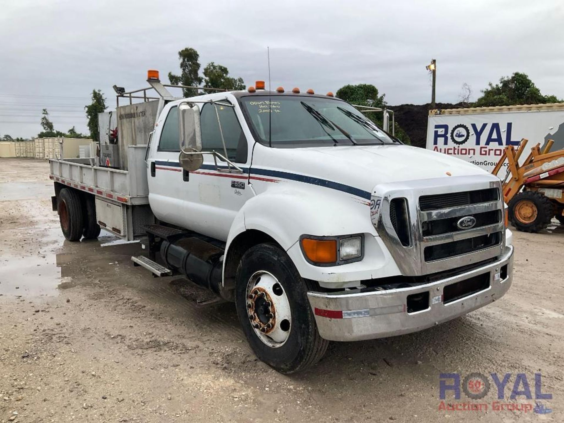 2005 Ford F650 Super Duty Crew Cab Flatbed Truck - Bild 2 aus 33