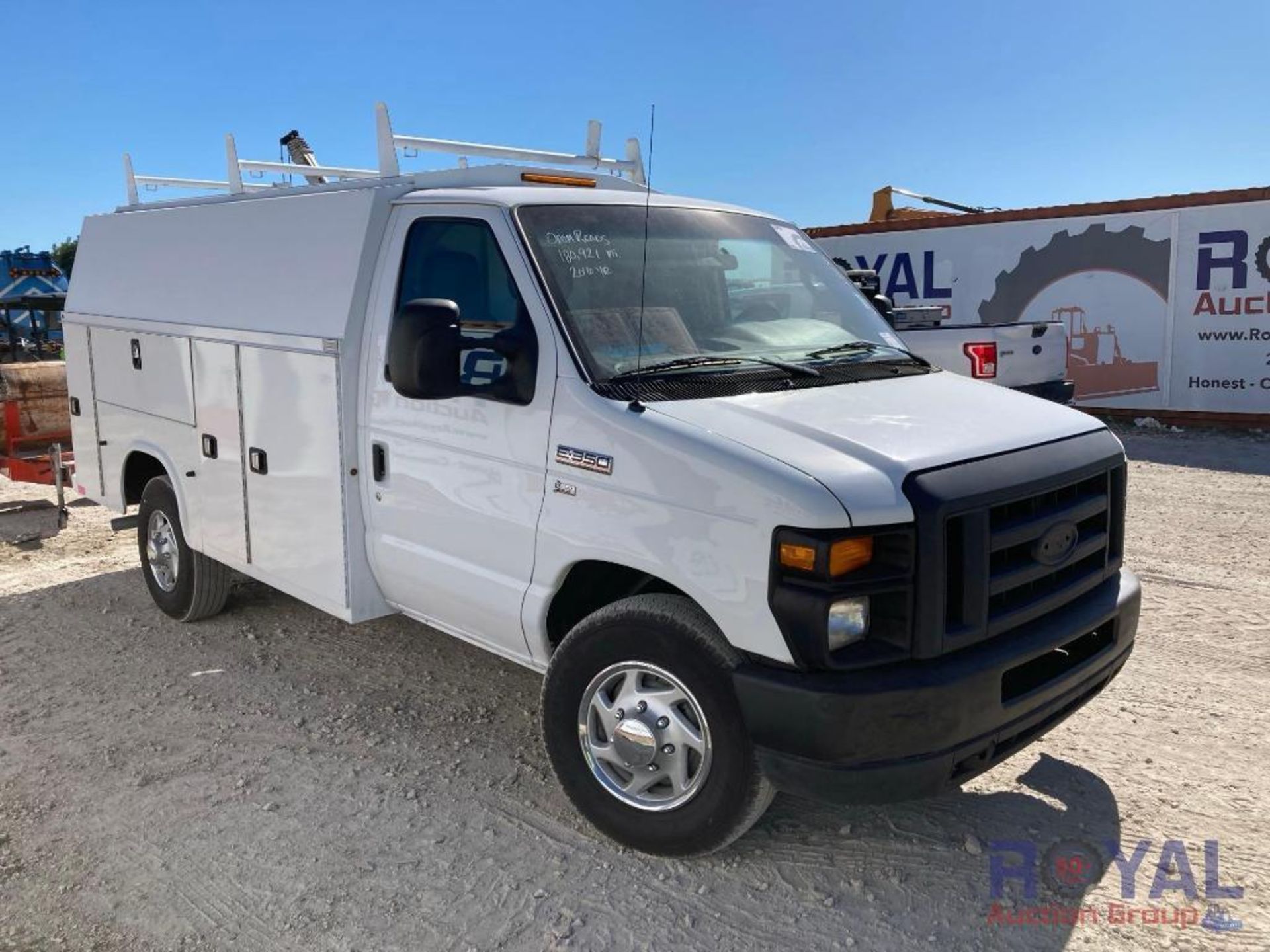 2016 Ford E350 Cutaway Service Van - Image 2 of 31