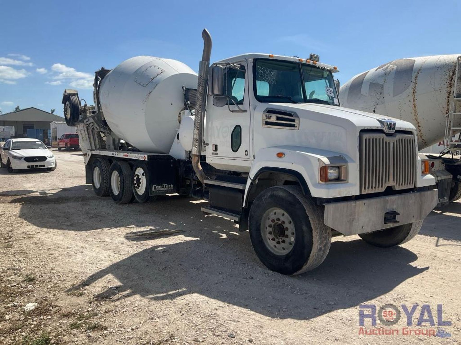 2020 Western Star 4700 Con-Tech Bridgeking 11 CuYd Tri-Axle Cement Mixer - Image 2 of 48