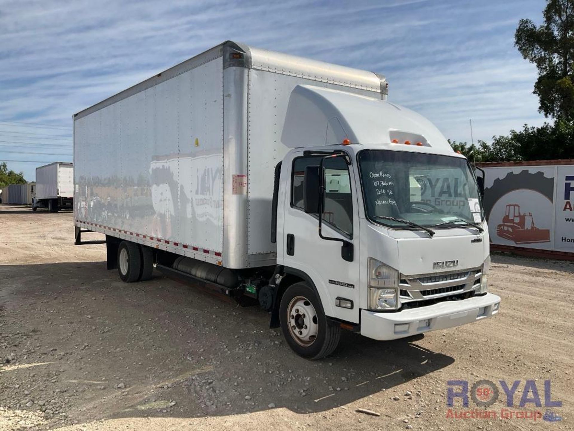 2016 Isuzu NPR HD 24ft Box Truck - Image 2 of 28