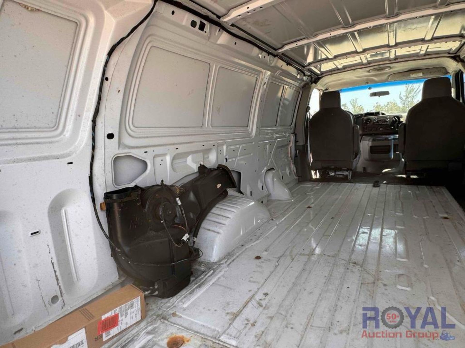 2011 Ford E350 Cargo Van - Bild 26 aus 39