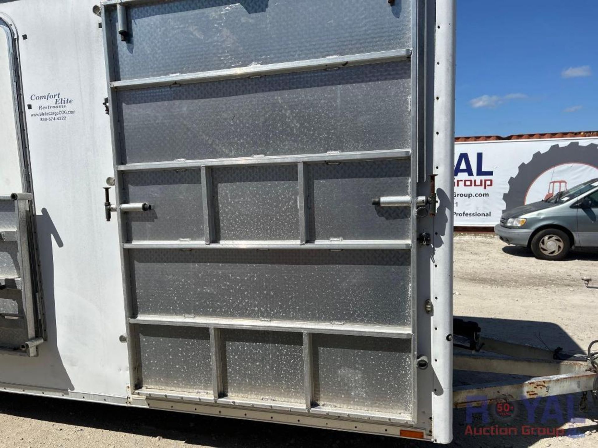 2008 Wells Cargo WC20-ADA Towable Restroom Trailer - Image 16 of 17