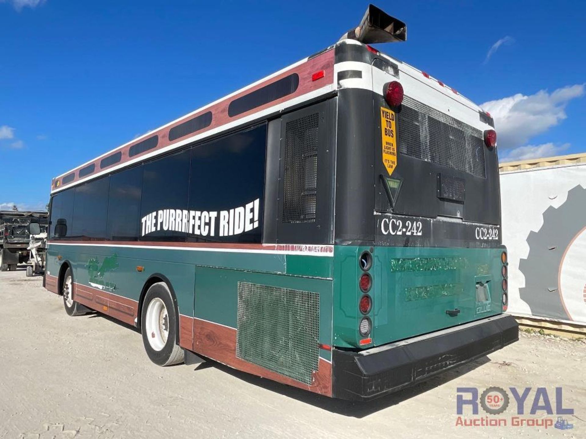 2007 Gillig G27E102N2 Low Floor Passenger Bus - Image 3 of 31