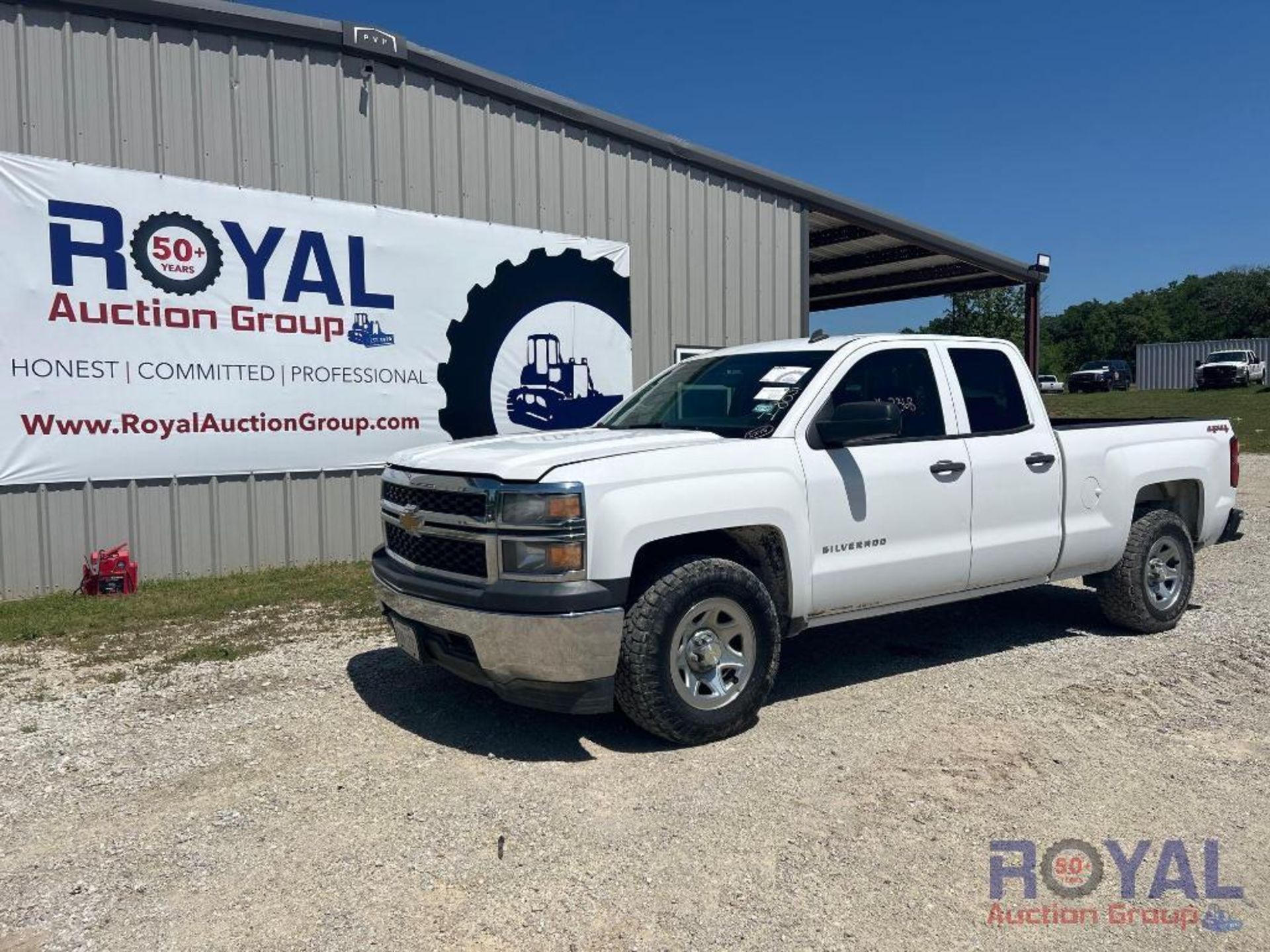 2014 Chevrolet Silverado 4x4 Extended Cab Pickup Truck