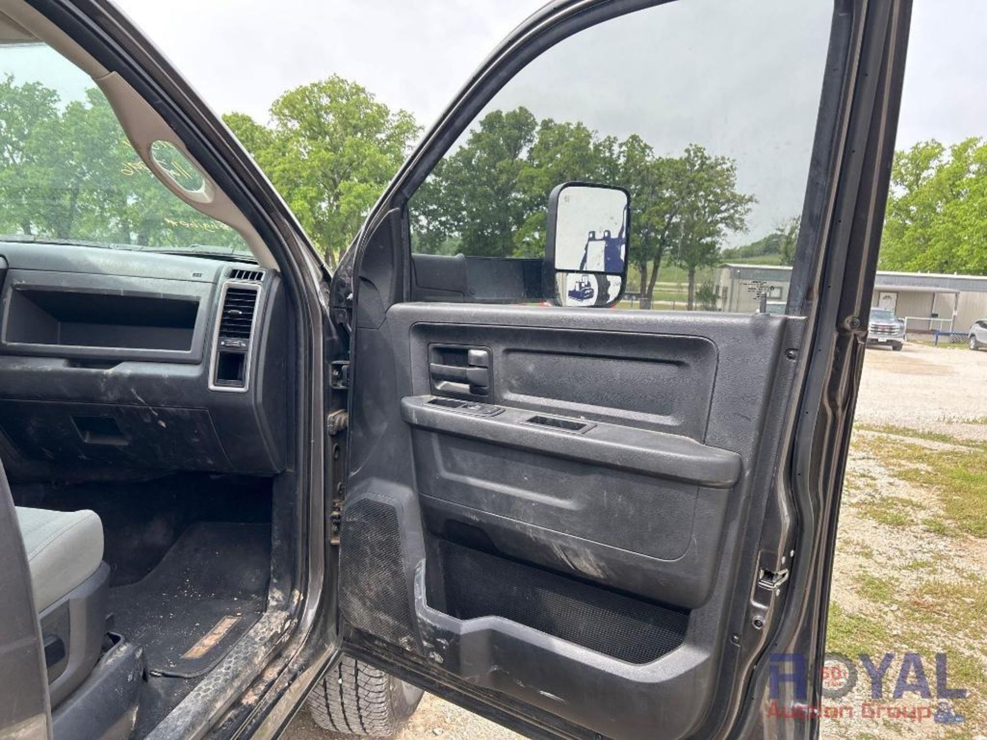 2018 Ram 2500HD 4x4 Crew Cab Pickup Truck - Image 28 of 37