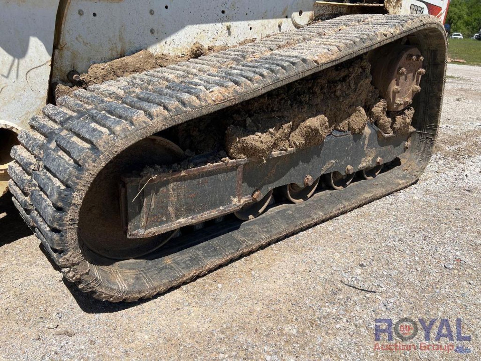 2017 Bobcat T650 High Flow Compact Track Loader - Image 16 of 34