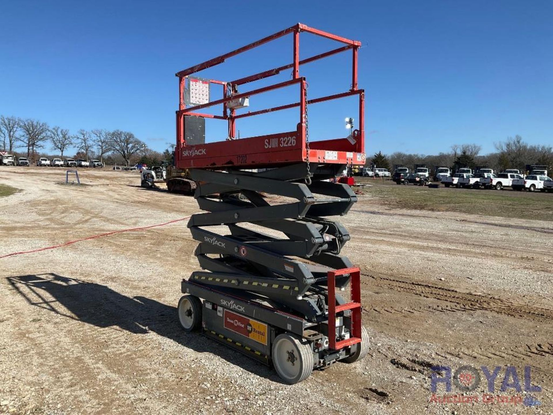 2016 Skyjack SJ3226 Scissor Lift - Image 2 of 12