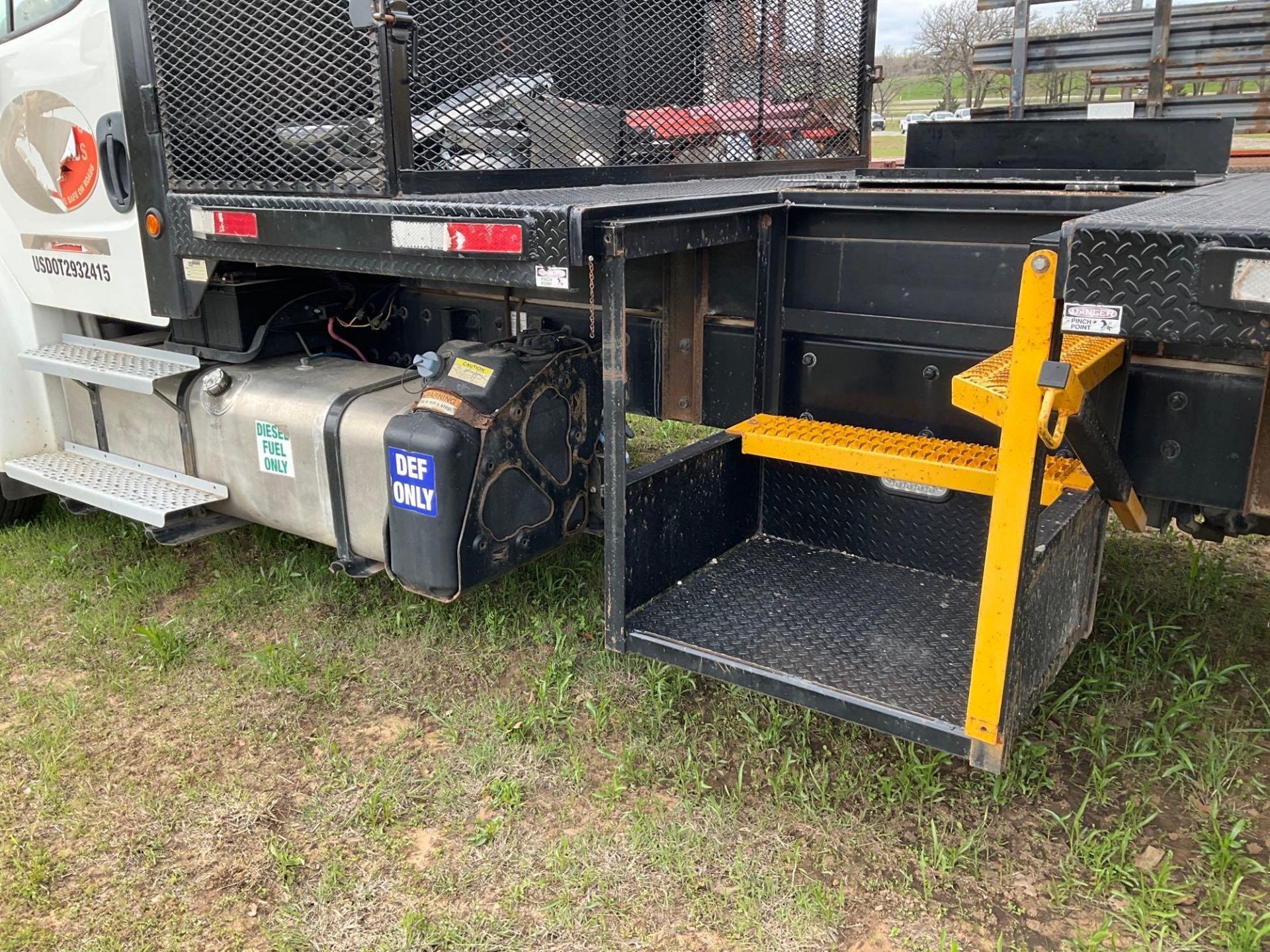 2018 Freightliner M2 106 Attenuator Truck - Image 16 of 24