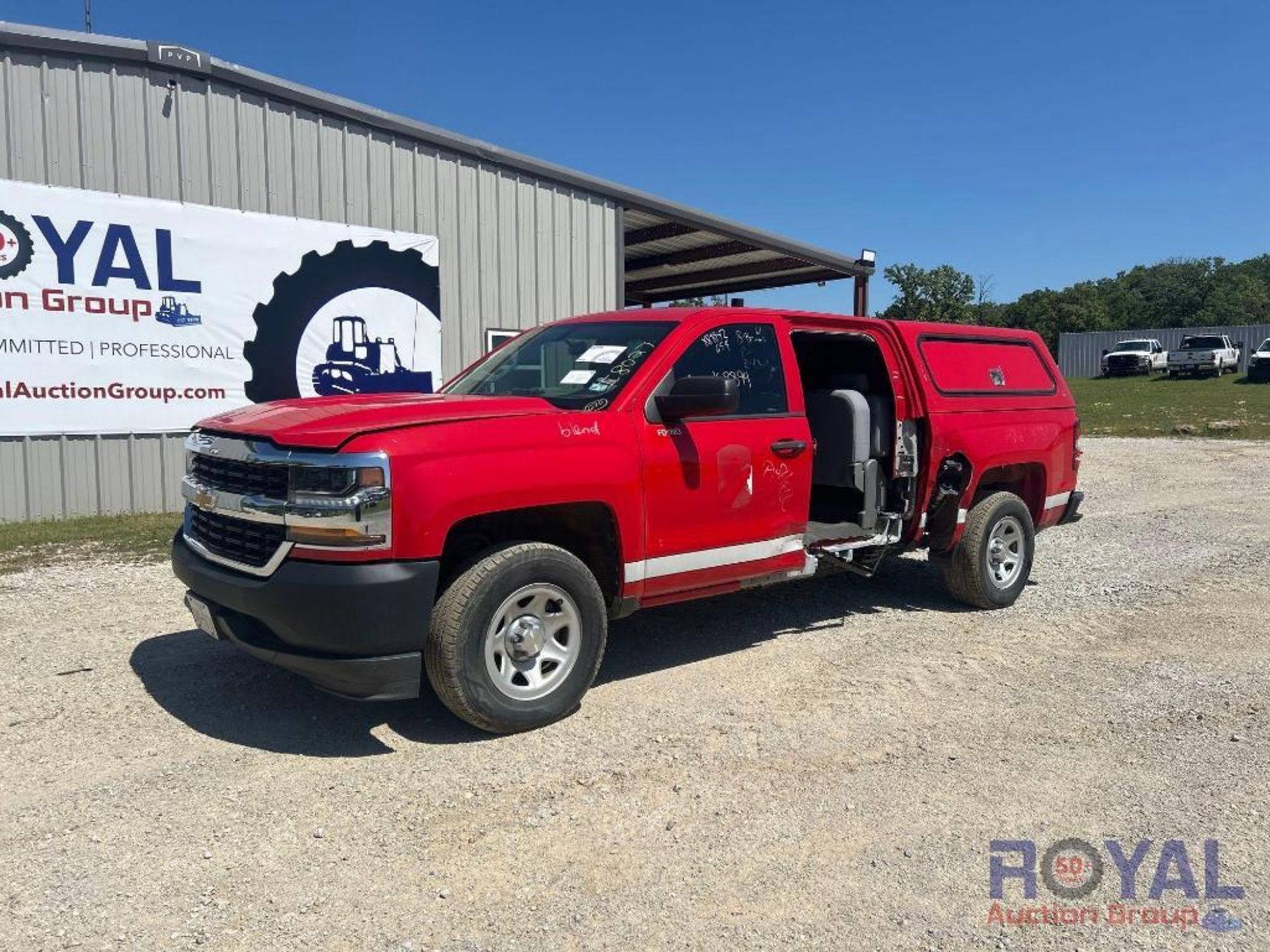 2018 Chevrolet Silverado Crew Cab Pickup Truck - Image 4 of 43