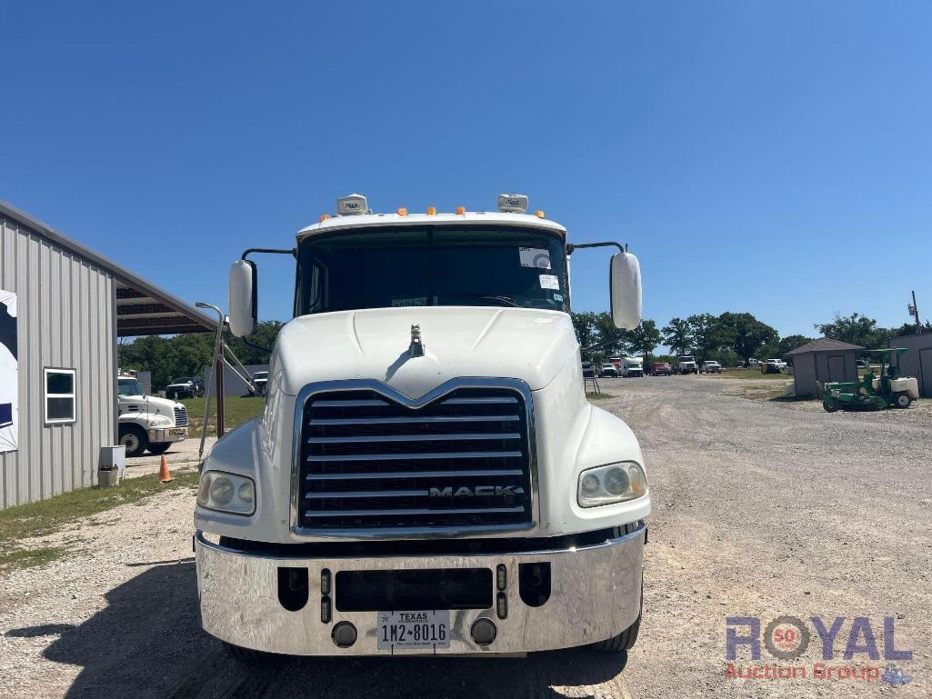 2013 Mack CXU613 Sleeper T/A Truck Tractor - Image 39 of 53