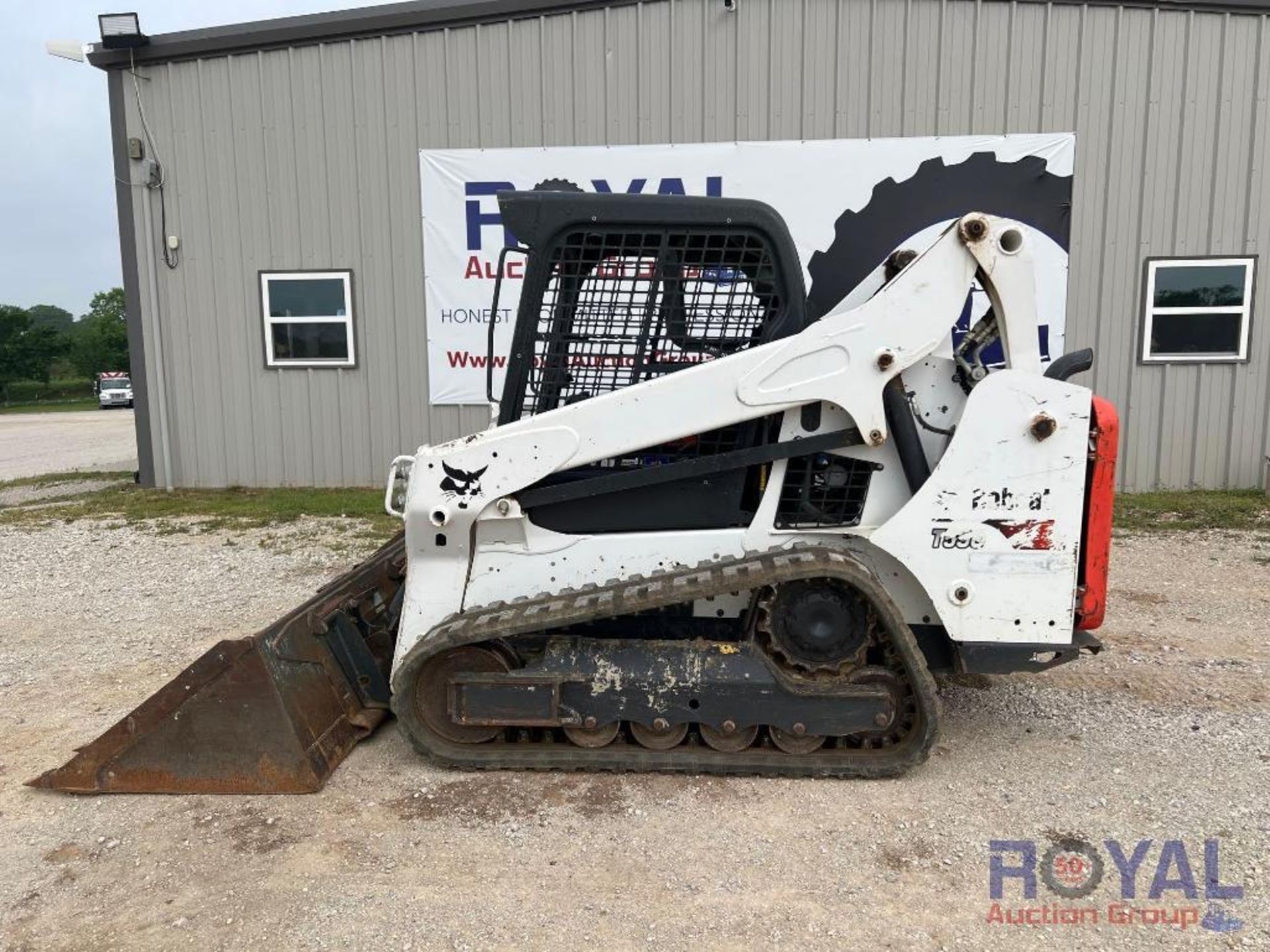 2020 Bobcat T590 Compact Diesel Track Loader Skid Steer - Image 7 of 39