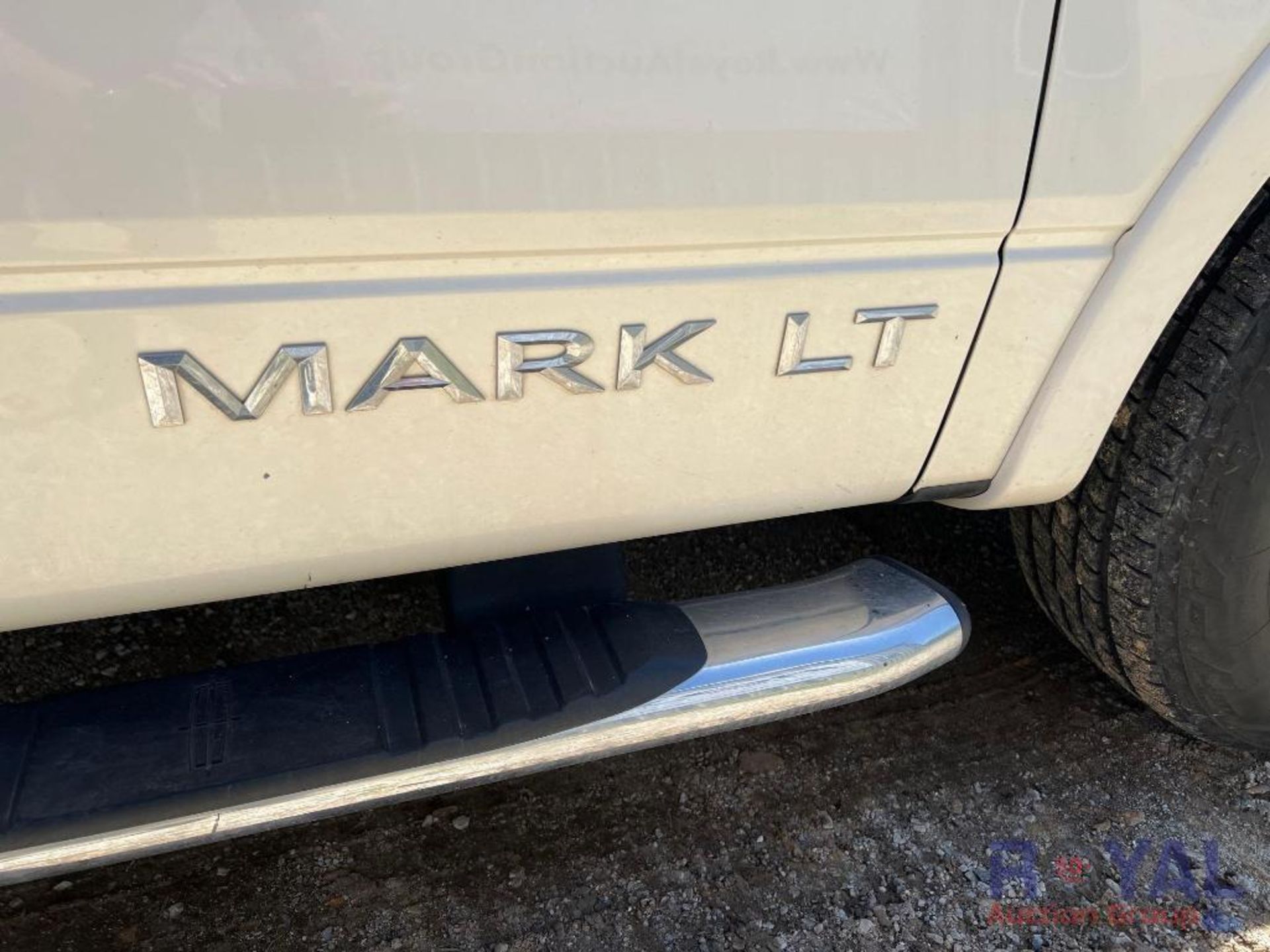 2015 Lincoln Mark LT Crew Cab Pickup Truck - Image 52 of 75