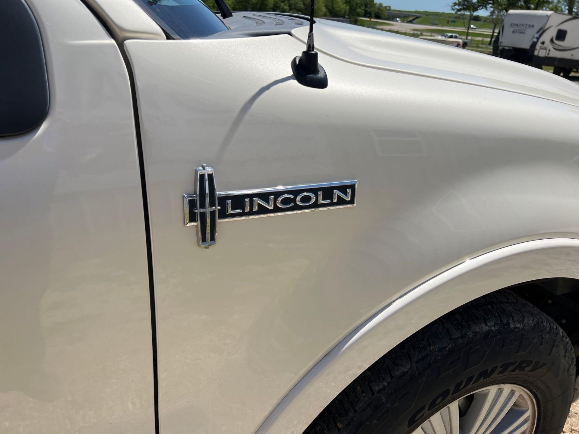 2015 Lincoln Navigator Mark LT Cantera Edition - Image 44 of 66