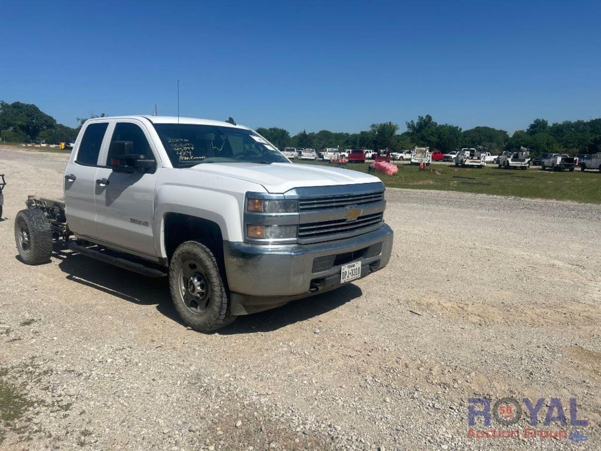 2014 Chevrolet Silverado 2500 HD 4x4 Cab and Chassis - Image 2 of 30