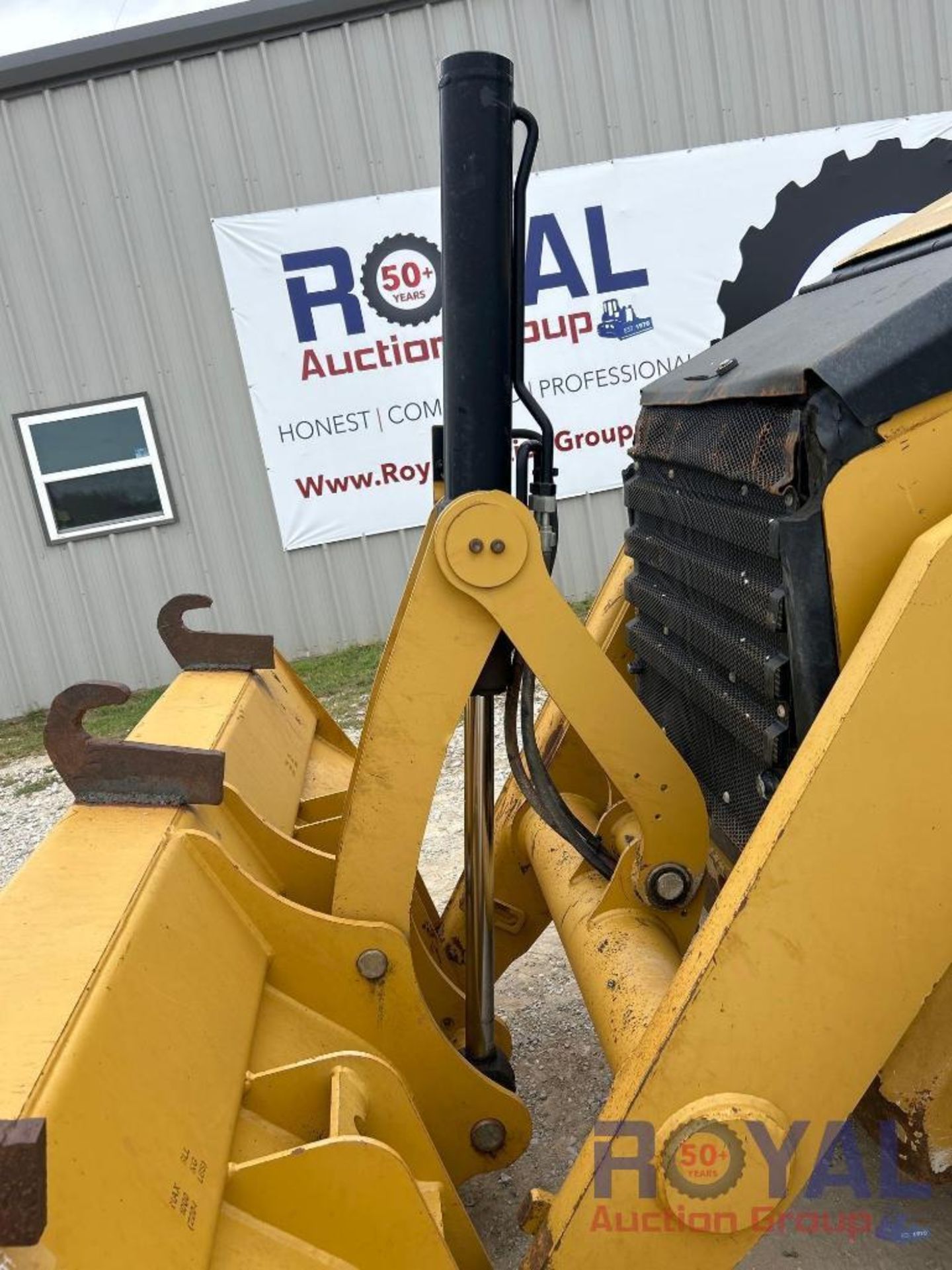 2014 Caterpillar 430F 4WD Loader Backhoe - Image 27 of 46