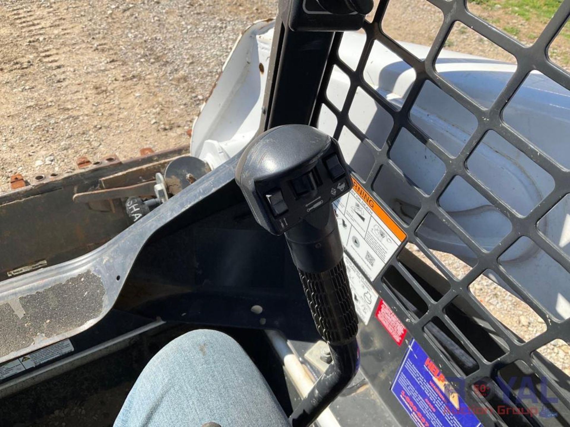 2020 Bobcat T590 Compact Track Loader Skid Steer - Image 26 of 27