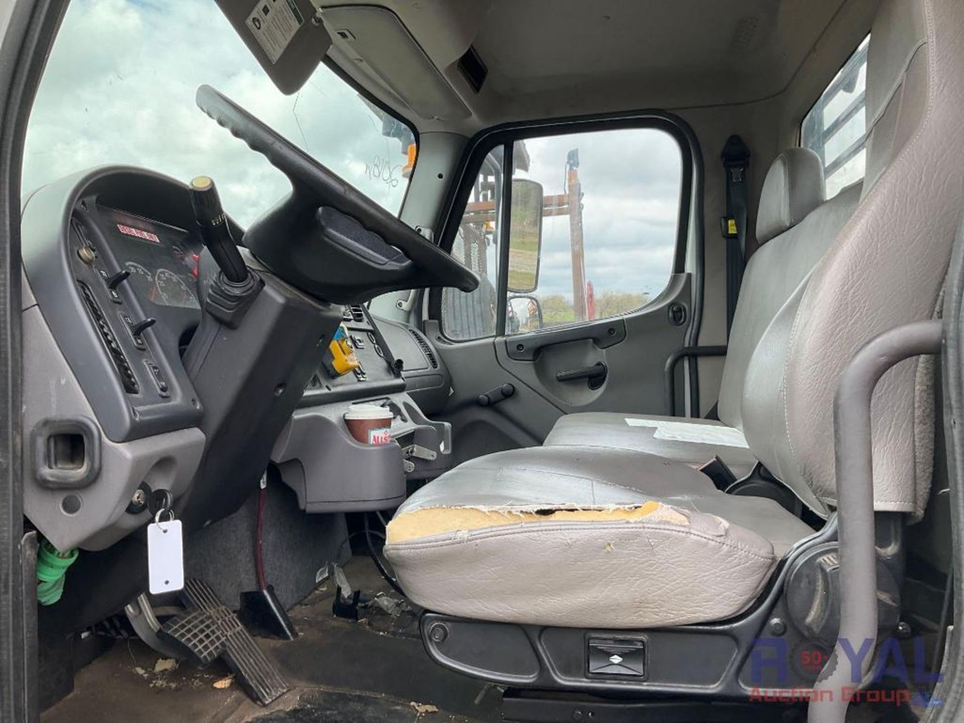 2018 Freightliner M2 106 Attenuator Truck - Image 18 of 24