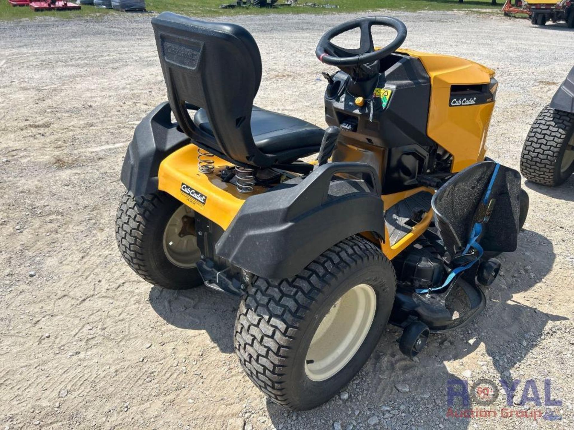 Unused 50in Cub Cadet GT50 XT1 Enduro Series Riding Mower - Image 3 of 24