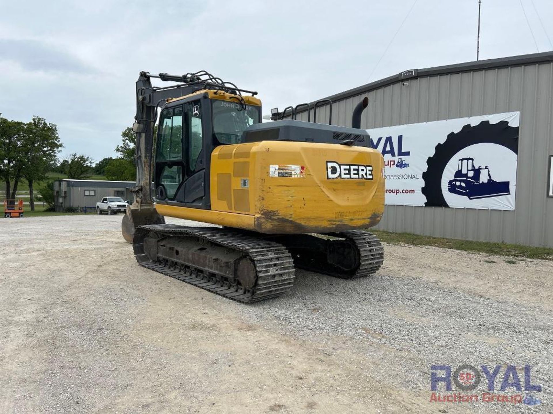 2019 John Deer 130G Hydraulic Excavator - Image 4 of 44