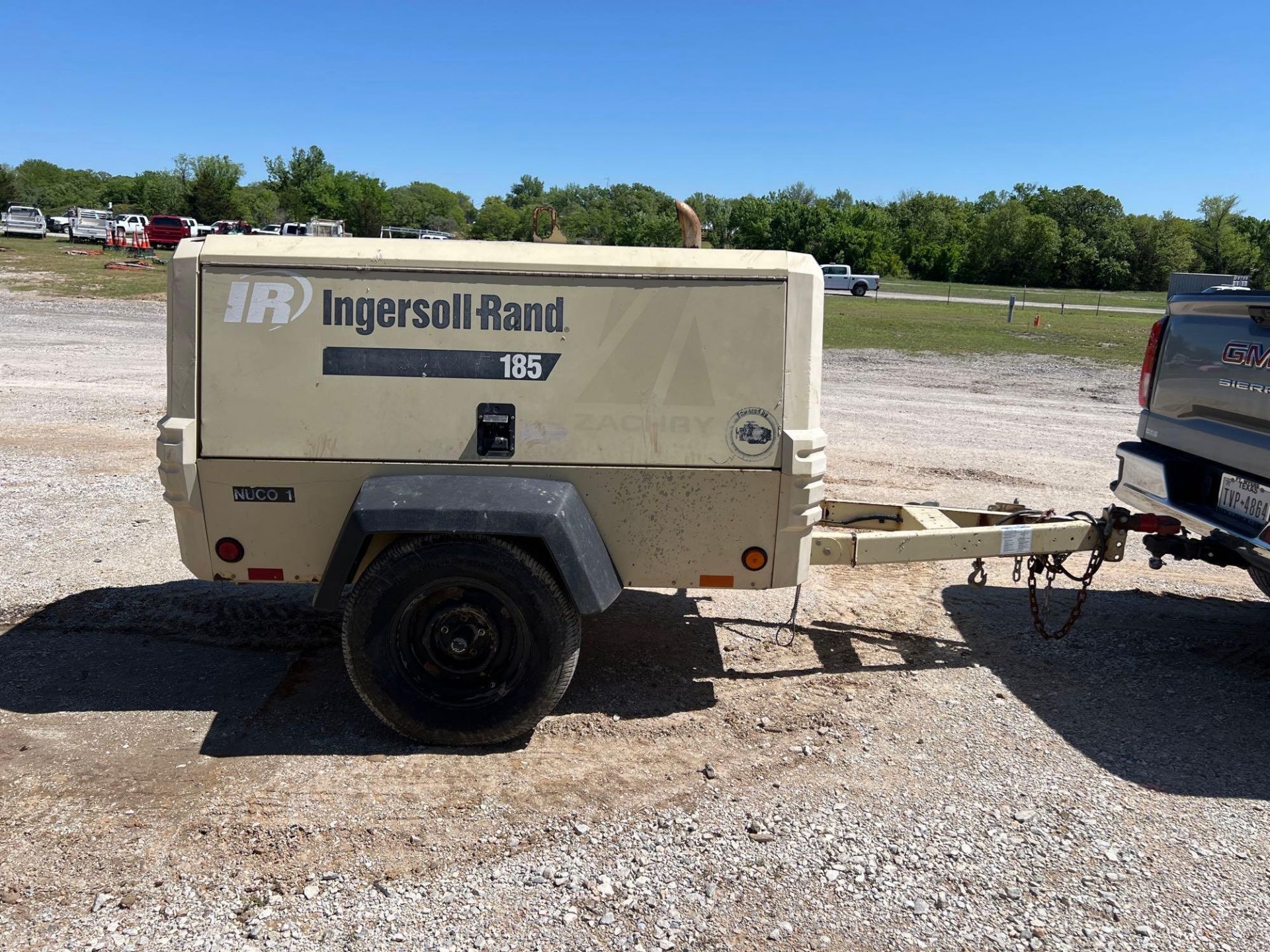 2006 Ingersoll Rand 185 CFM Towable Air Compressor - Image 3 of 24