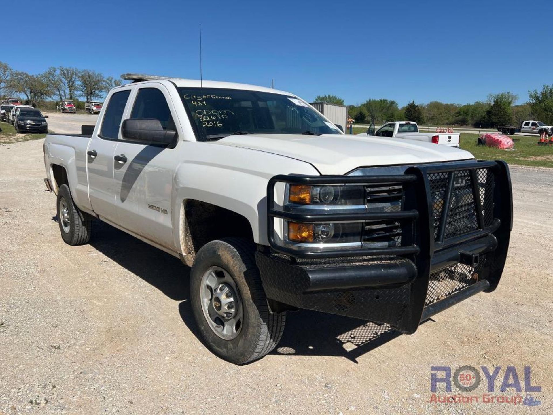 2016 Chevrolet 2500HD 4x4 Extended Cab Pickup Truck - Image 3 of 48