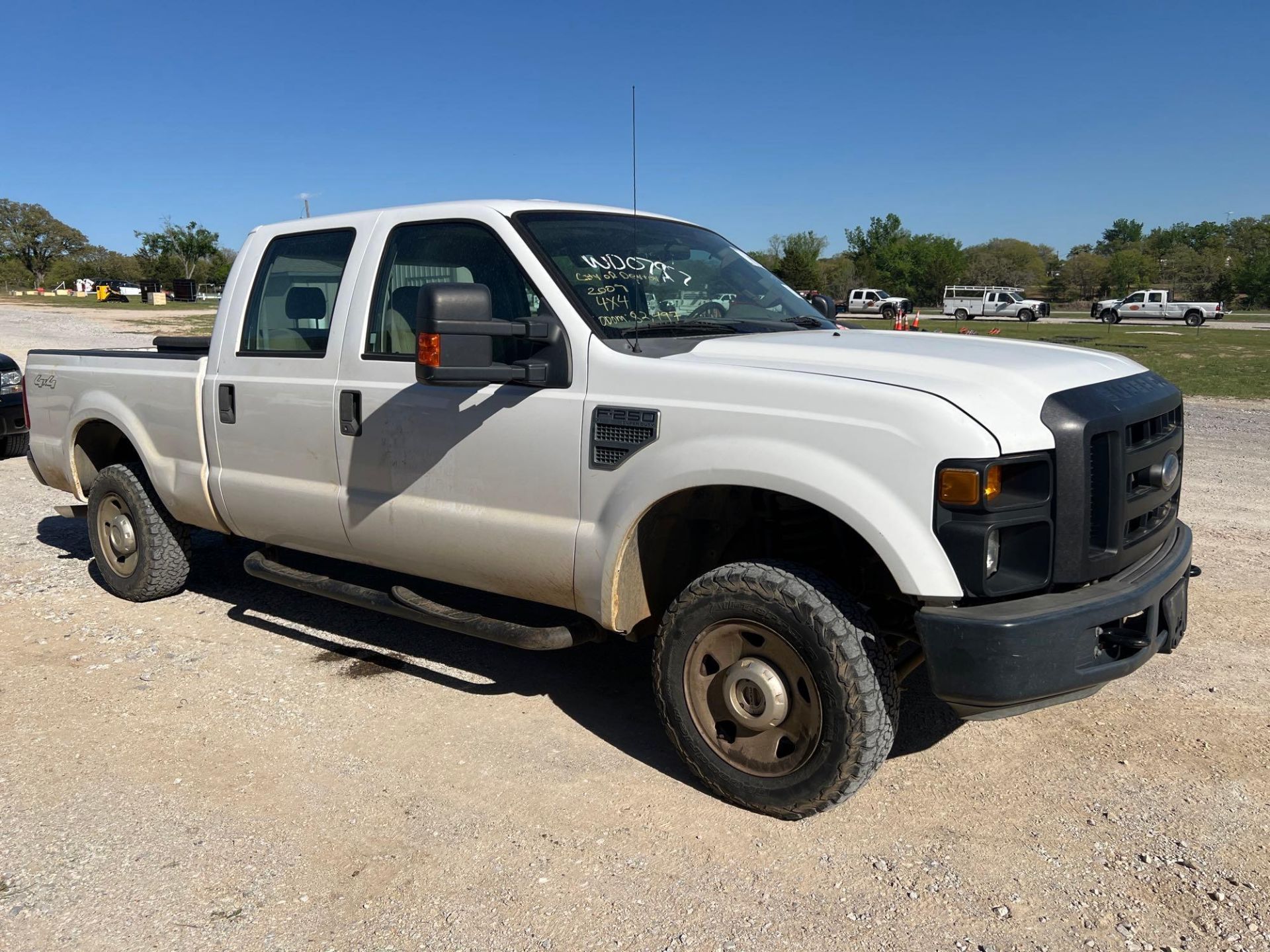 2007 Ford F250 4x4 Crew Cab Pickup Truck - Image 3 of 44