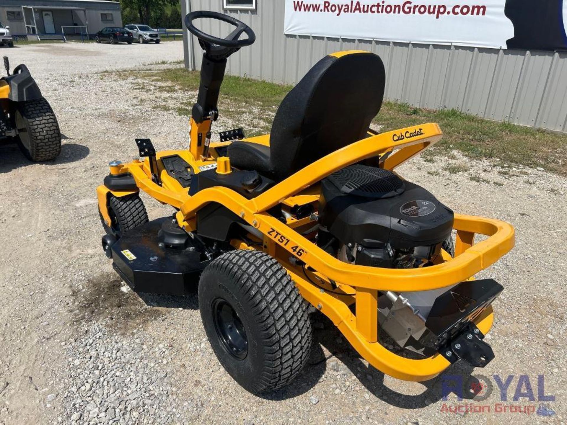 Unused 46in Cub Cadet ZTS1 Riding Mower - Image 4 of 23