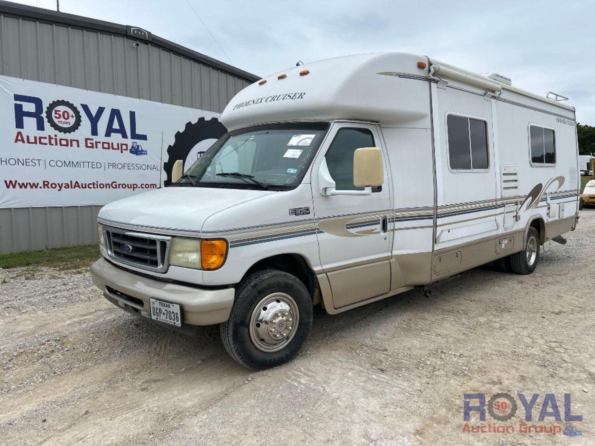 2005 Phoenix Cruiser Ford E350 RV