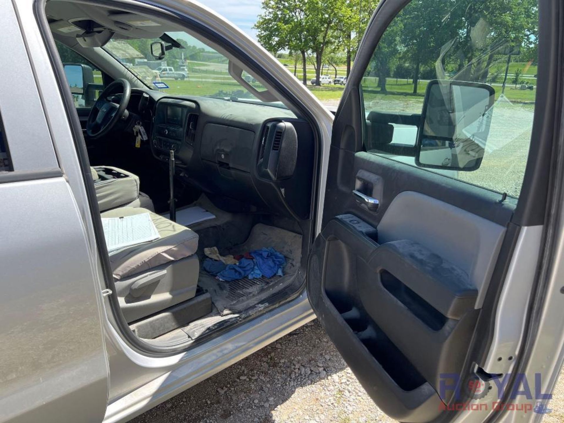 2018 Chevrolet Silverado Extended Cab Pickup Truck - Image 35 of 46