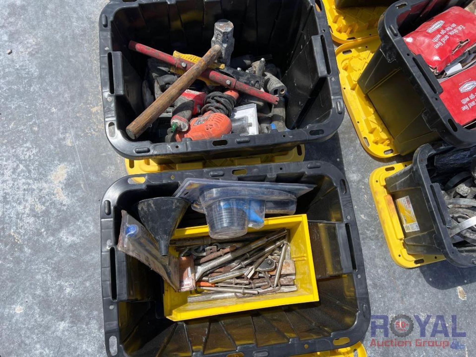 Miscellaneous Tool Totes - Image 4 of 9