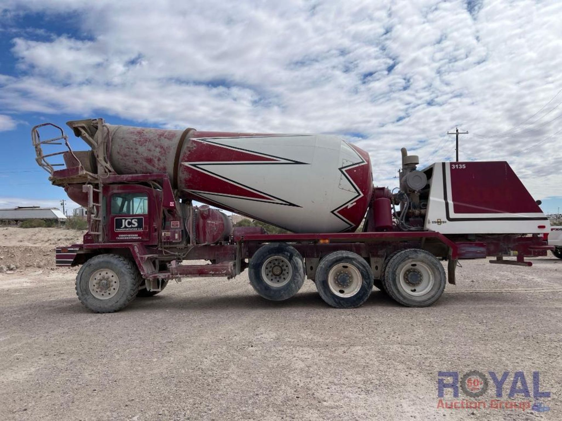 2005 Oshkosh S-series 6x6 Concrete Mixer Truck - Image 8 of 46