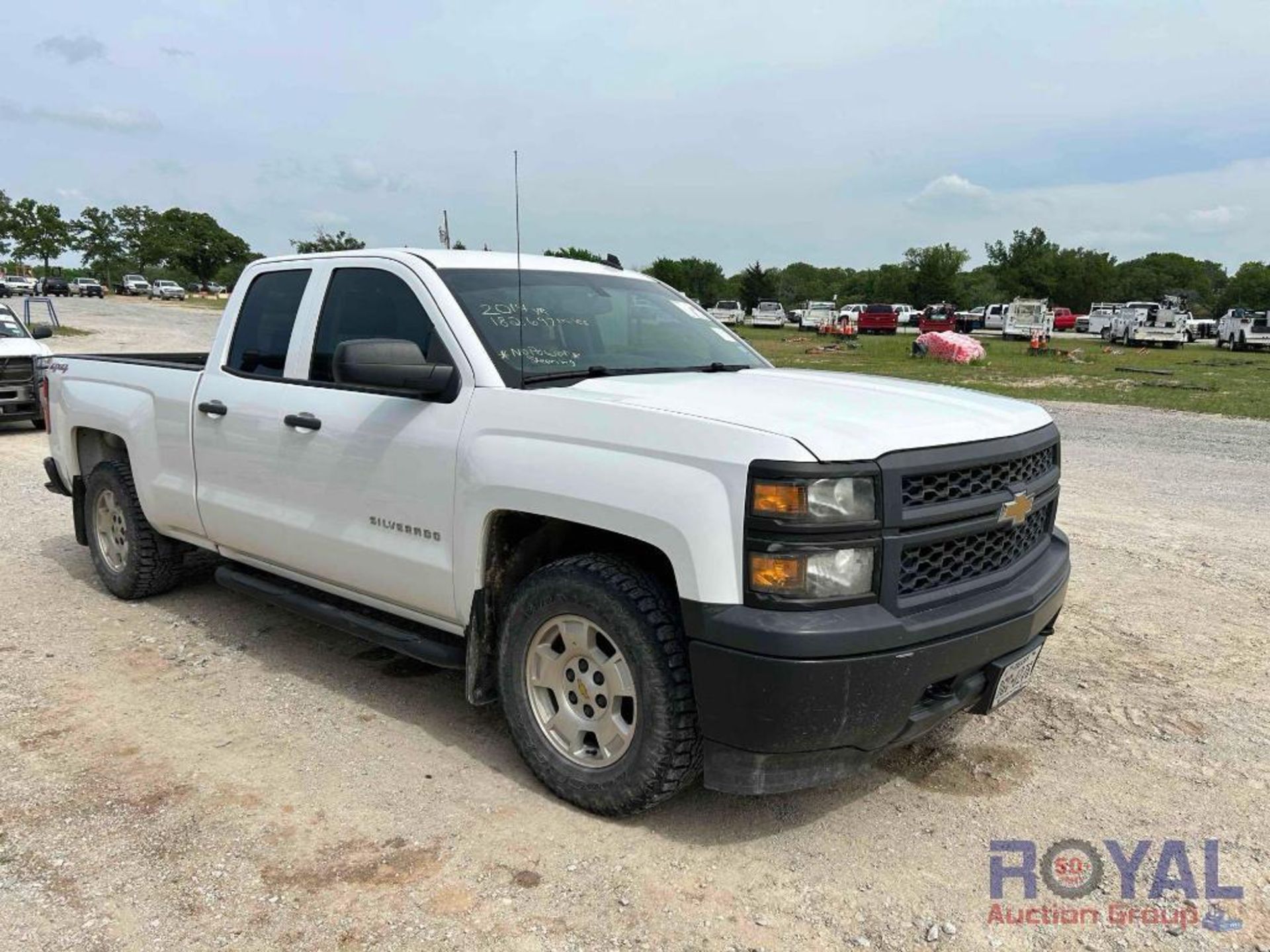 2014 Chevrolet Silverado 4x4 Extended Cab Pickup Truck - Image 2 of 34