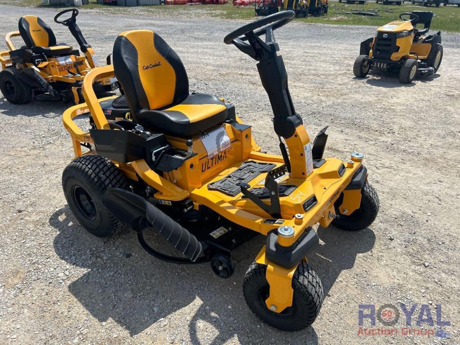 Unused 46in Cub Cadet ZTS1 Riding Mower - Image 2 of 23