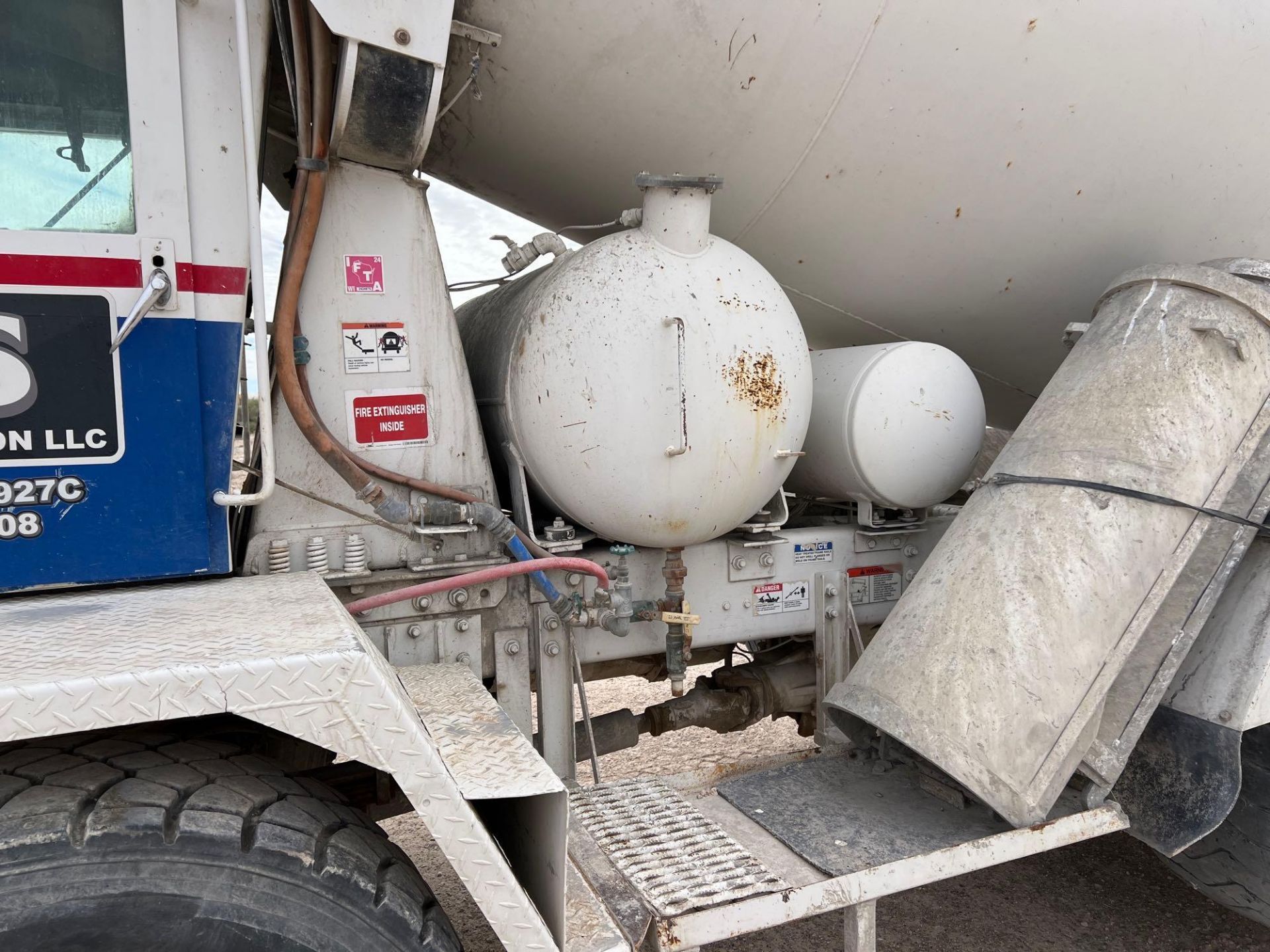 2000 Advance Terex Concrete Mixer Truck - Image 23 of 42