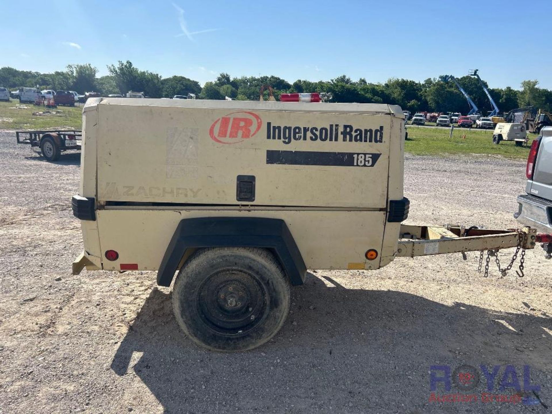 2001 Ingersoll Rand 185 CFM Towable Air Compressor - Image 16 of 19
