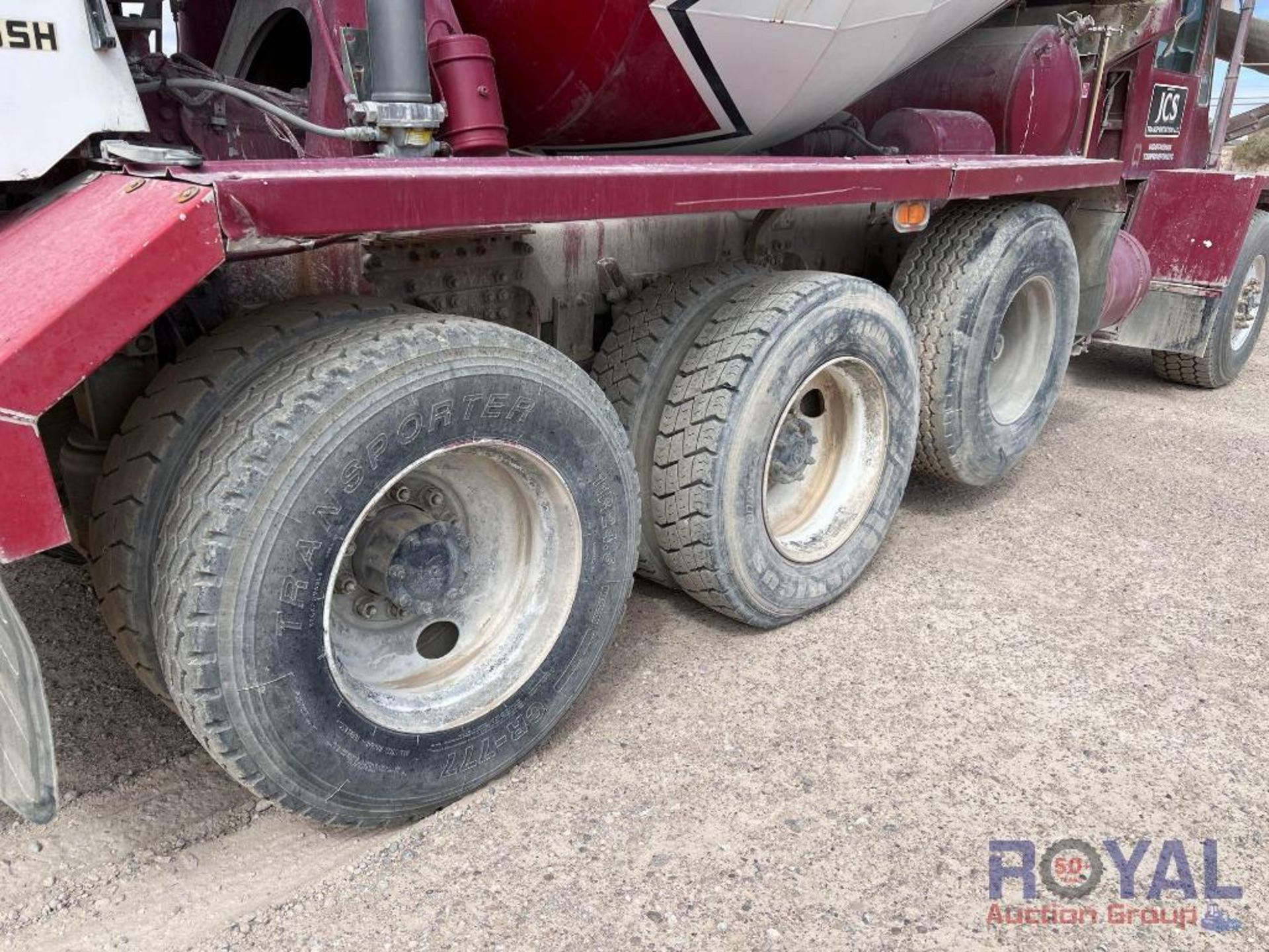 2005 Oshkosh S-series 6x6 Concrete Mixer Truck - Image 31 of 46