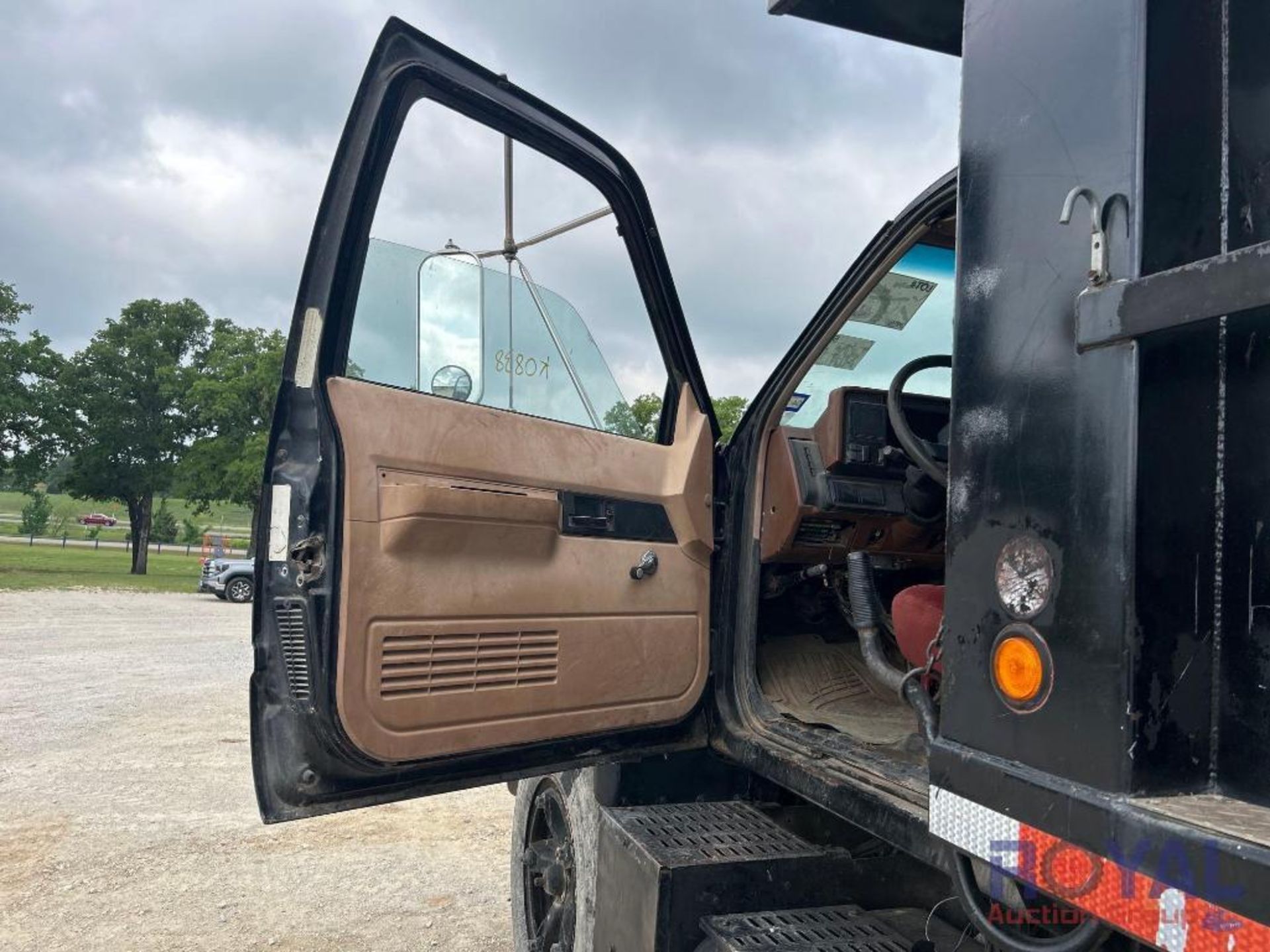 1990 Chevrolet C70 Kodiak Dump Truck - Image 7 of 27