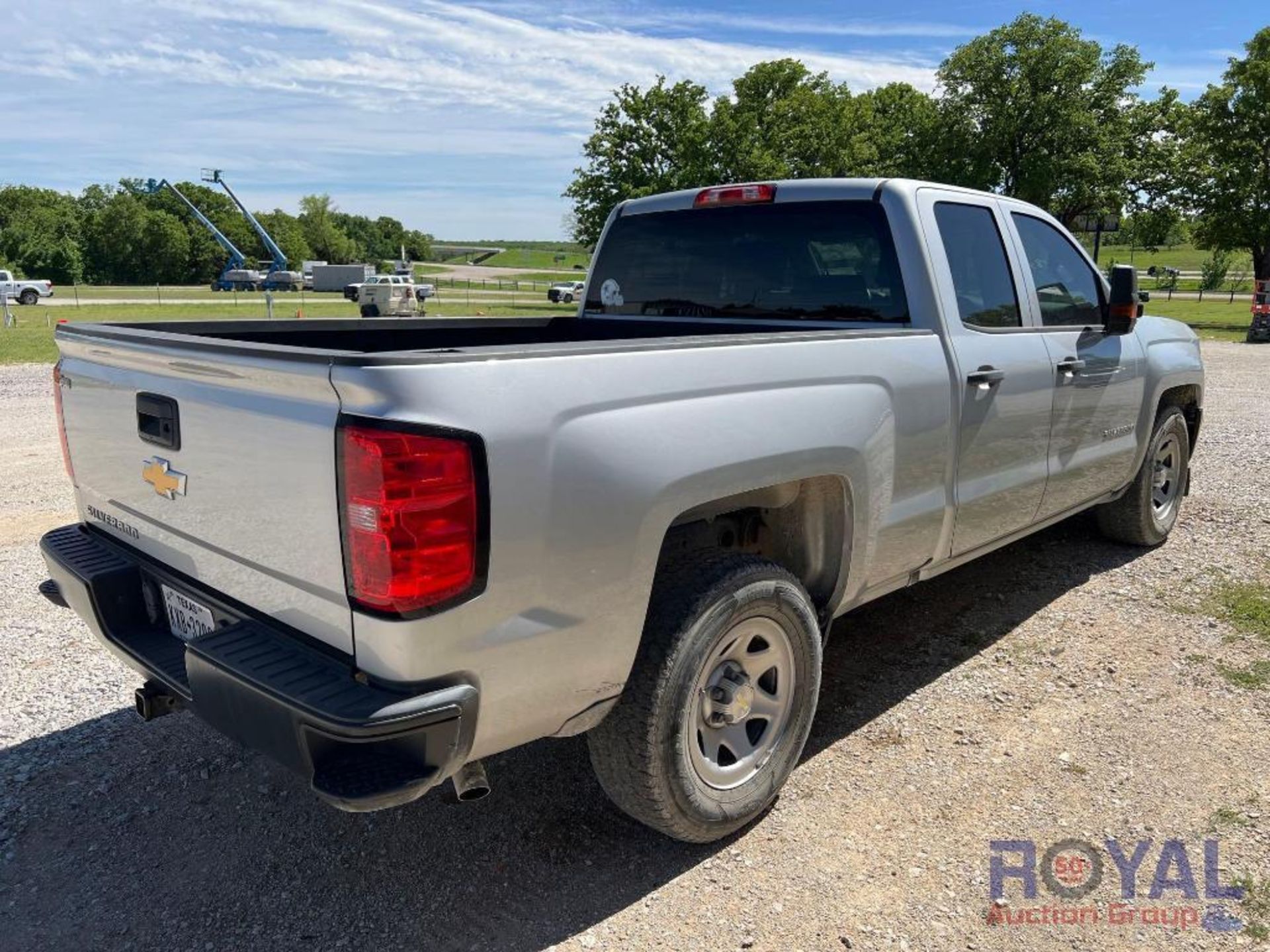 2018 Chevrolet Silverado Extended Cab Pickup Truck - Image 3 of 46