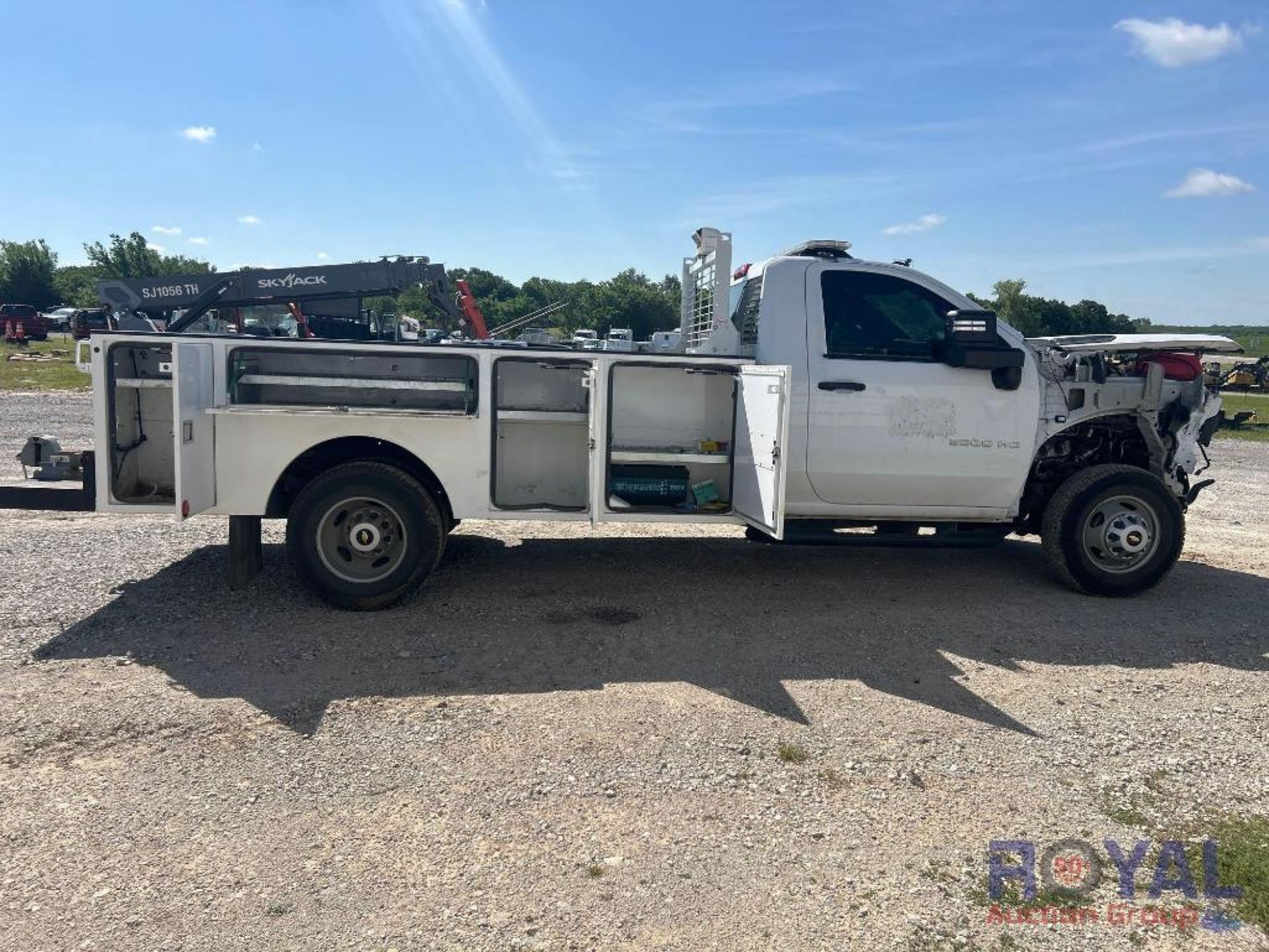 2020 Chevrolet Silverado 3500 HD Service Truck - Image 26 of 32