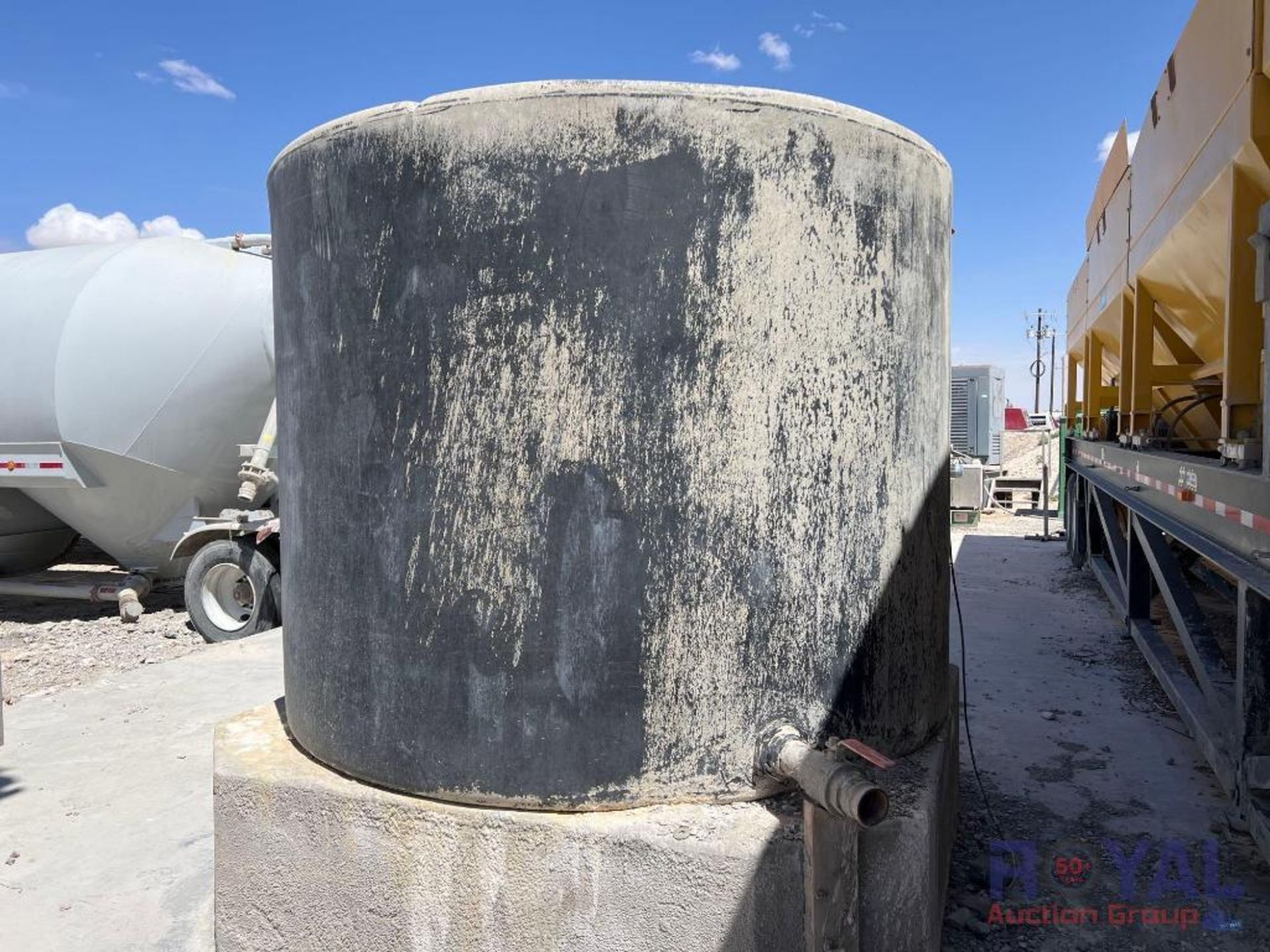 3000 Gallon Poly Water Tank - Image 3 of 4