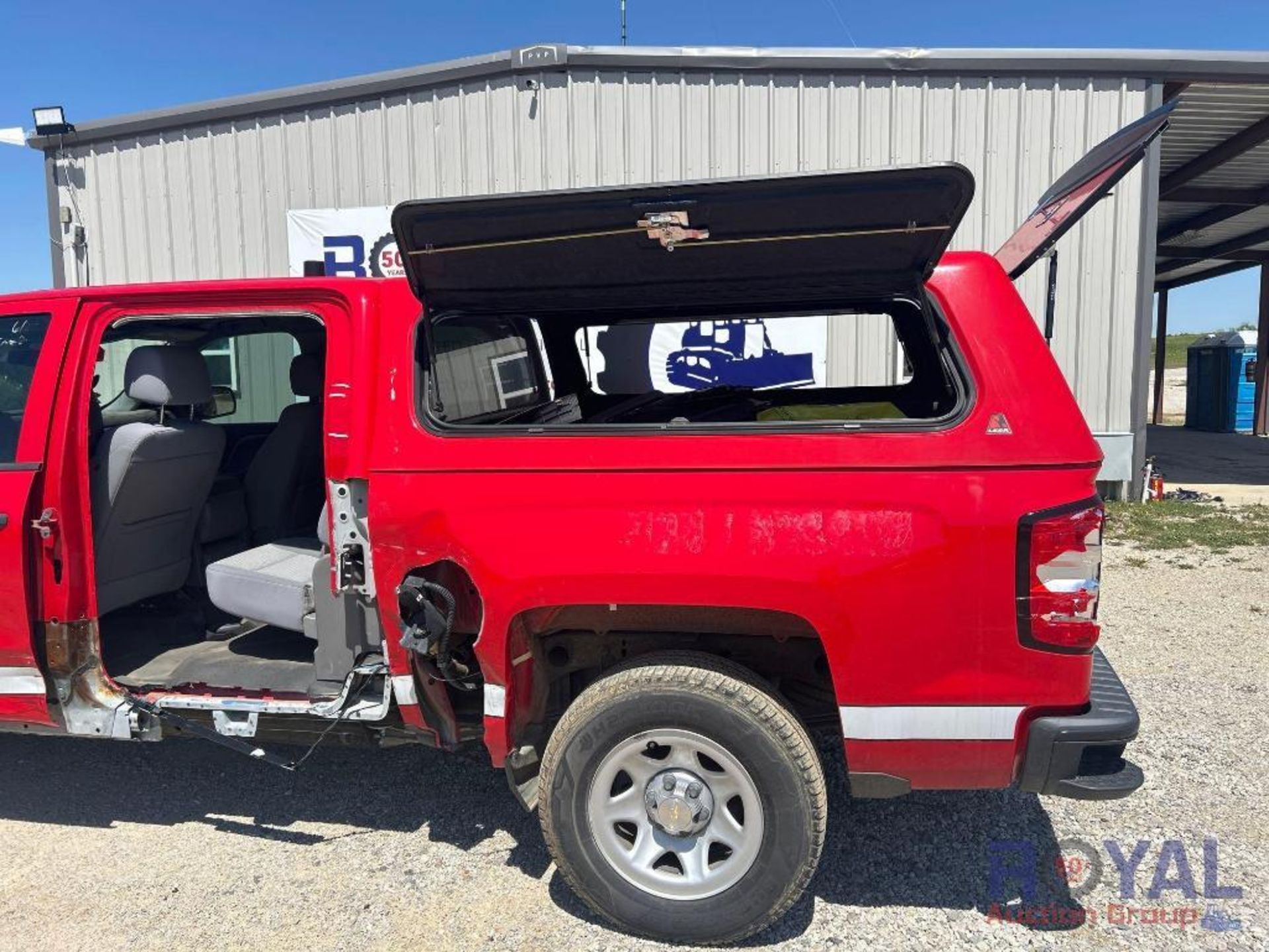 2018 Chevrolet Silverado Crew Cab Pickup Truck - Image 34 of 43