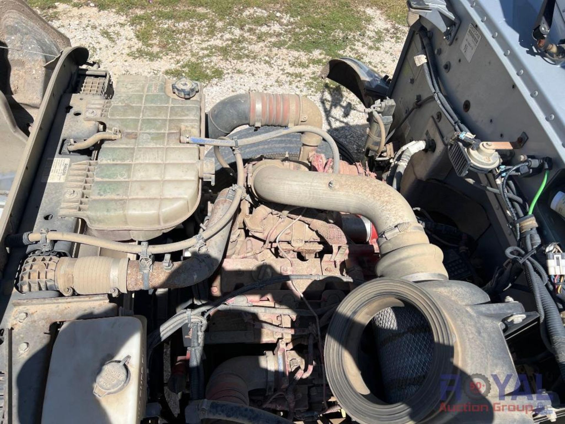 2015 Peterbilt 382 Hood 7000 Dump Grapple Truck - Image 14 of 58