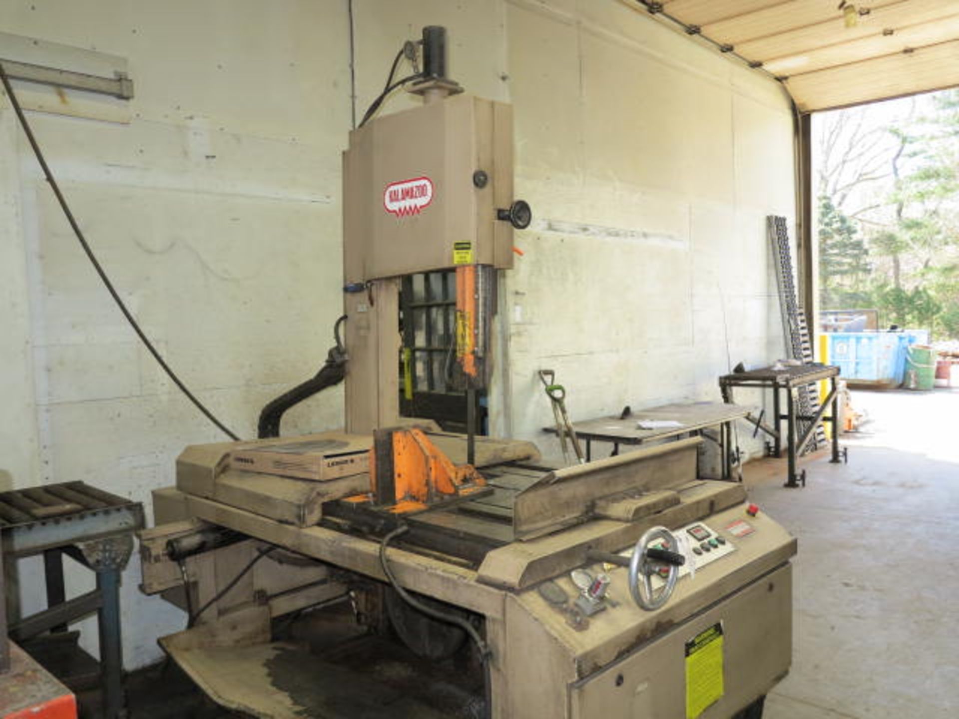 Kalamazoo 21'' x 21"Tilting Head Universal Band Saw with Extra Blades Location: Plainfield CT - Image 2 of 3