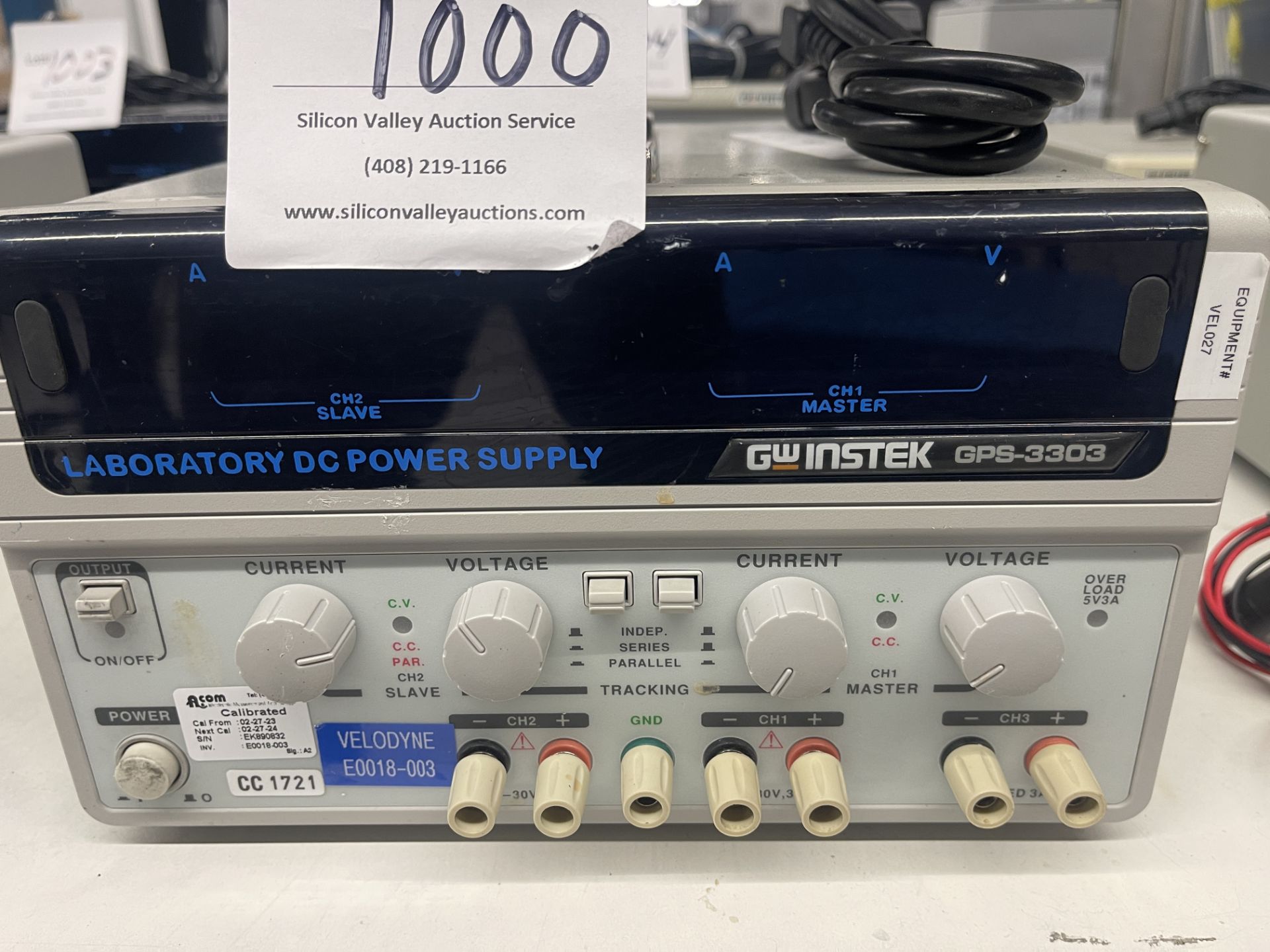 GW Instek GPS-3303 Laboratory DC Power Supply