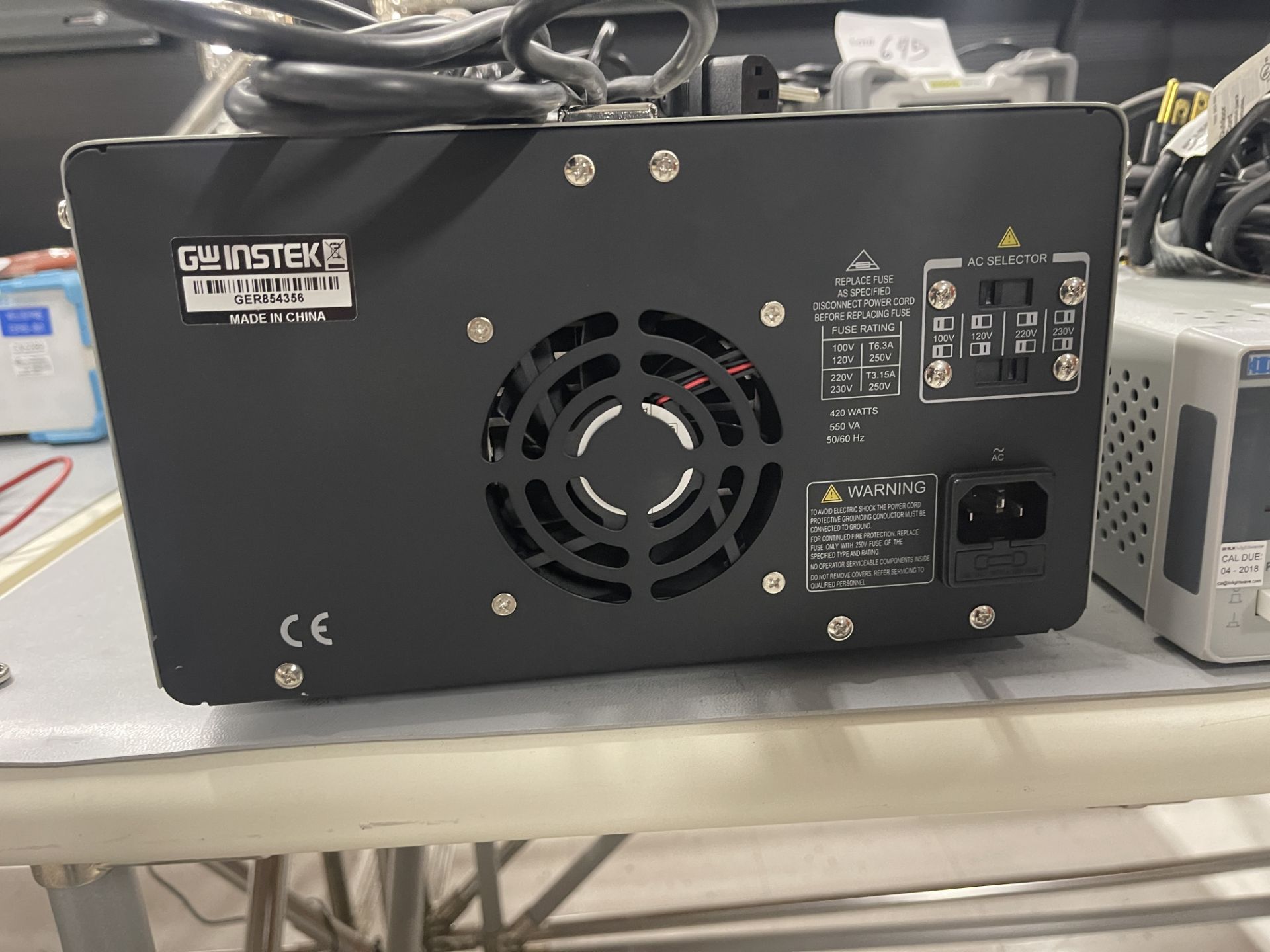 GW Instek GPS-4303 Laboratory DC Power Supply - Image 2 of 2